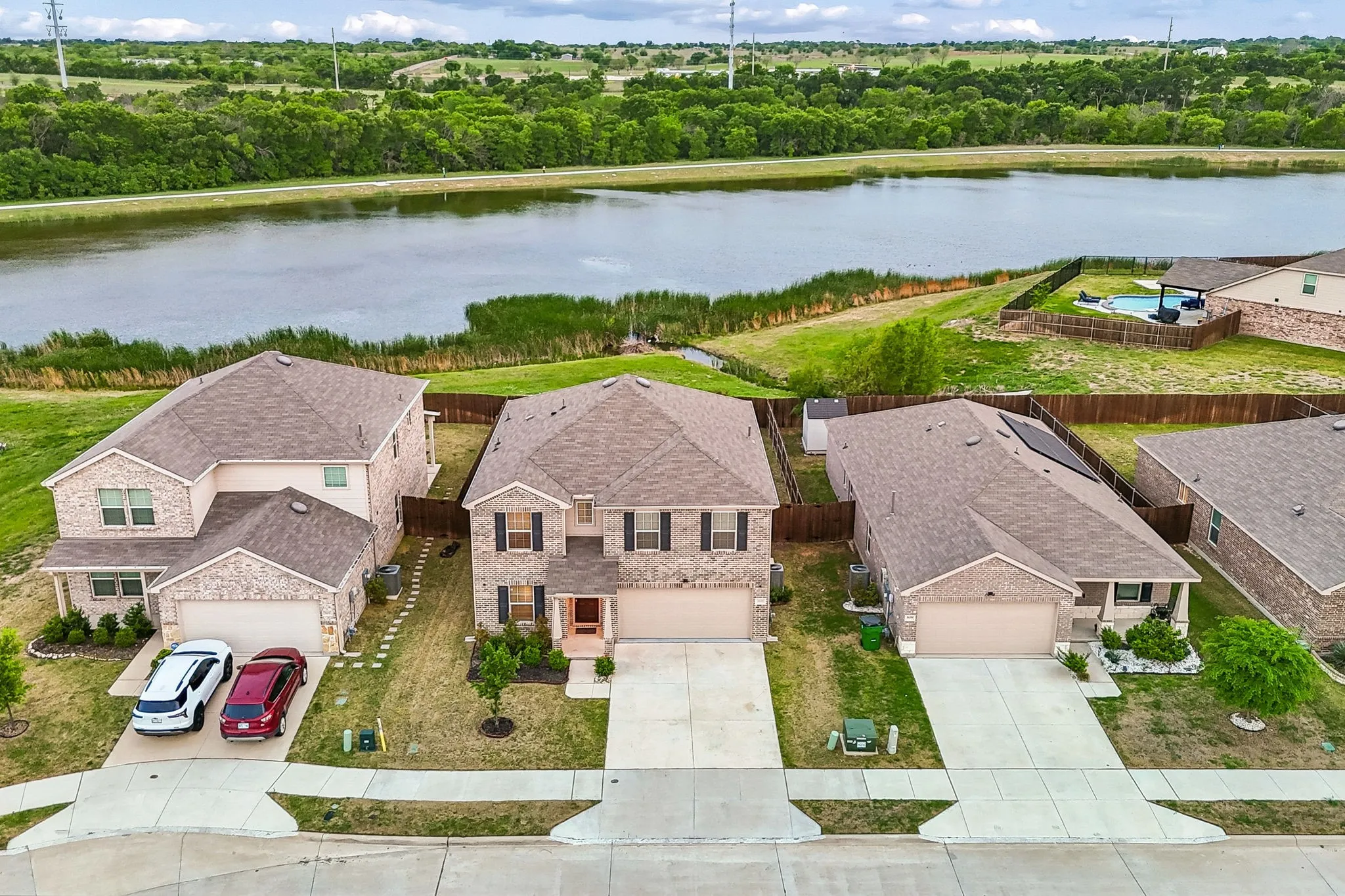 Single Family Residence For Sale in Denton County , 805 Harefield, Haslet, Texas 76052, 4 Bedroom, 3 Bathroom, 2 Garage spaces, 2,344 Sqft, built in 2022, mls#21228213, Real Estate Agent in Haslet, Homes For Sale in Denton county, Homes For Sale in Haslet, Realtor in Haslet Texas, Real Estate Brokerage Independent Realty Texas, Luminita Cordes Realtor