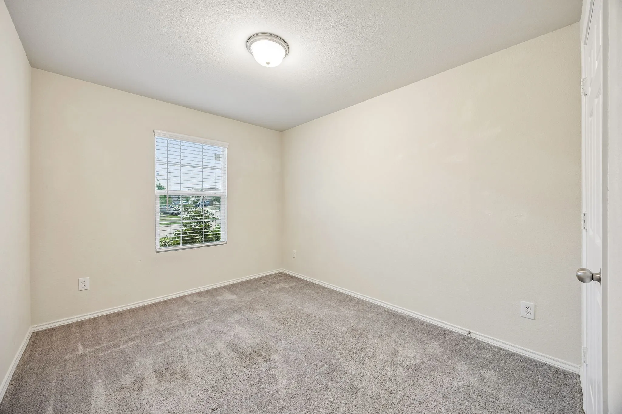 Single Family Residence For Sale in Denton County , 805 Harefield, Haslet, Texas 76052, 4 Bedroom, 3 Bathroom, 2 Garage spaces, 2,344 Sqft, built in 2022, mls#21228213, Real Estate Agent in Haslet, Homes For Sale in Denton county, Homes For Sale in Haslet, Realtor in Haslet Texas, Real Estate Brokerage Independent Realty Texas, Luminita Cordes Realtor