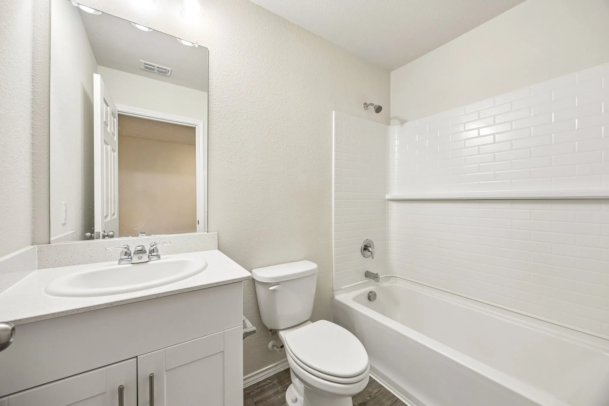 Single Family Residence For Sale in Denton County , 805 Harefield, Haslet, Texas 76052, 4 Bedroom, 3 Bathroom, 2 Garage spaces, 2,344 Sqft, built in 2022, mls#21228213, Real Estate Agent in Haslet, Homes For Sale in Denton county, Homes For Sale in Haslet, Realtor in Haslet Texas, Real Estate Brokerage Independent Realty Texas, Luminita Cordes Realtor