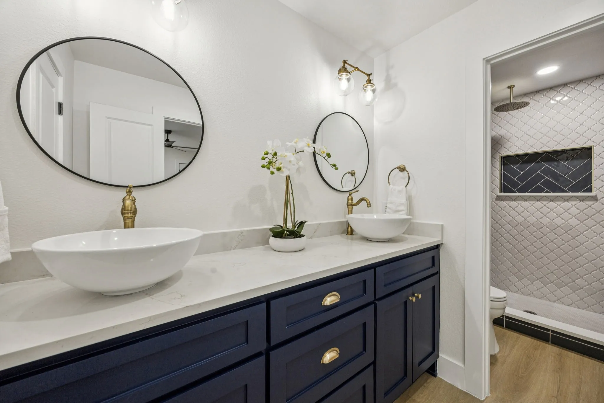 Single Family Residence For Sale in Dallas County , 3401 Valley View Lane, Garland, Texas 75043, 4 Bedrooms, 3 Bathrooms, 2 Garage spaces, 2,672 Sqft, built in 1973, Preowned, Price $459,900, mls#21225801, Real Estate Agent in Garland, Homes For Sale in Dallas county, Homes For Sale in Garland, Realtor in Garland Texas, Real Estate Brokerage Independent Realty Texas, Luminita Cordes Realtor