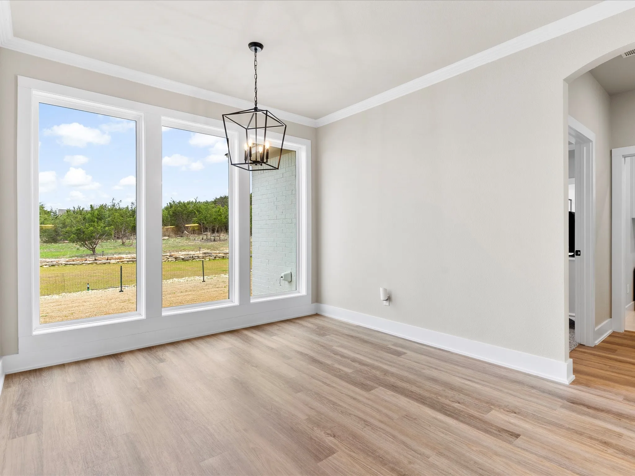 Single Family Residence For Sale in Parker County , 3143 Infinity Drive, Weatherford, Texas 76087, 3 Bedrooms, 2 Bathrooms, 2 Garage spaces, 2,031 Sqft, built in 2023, Preowned, Price $464,000, mls#21227471, Real Estate Agent in Weatherford, Homes For Sale in Parker county, Homes For Sale in Weatherford, Realtor in Weatherford Texas, Real Estate Brokerage Independent Realty Texas, Luminita Cordes Realtor
