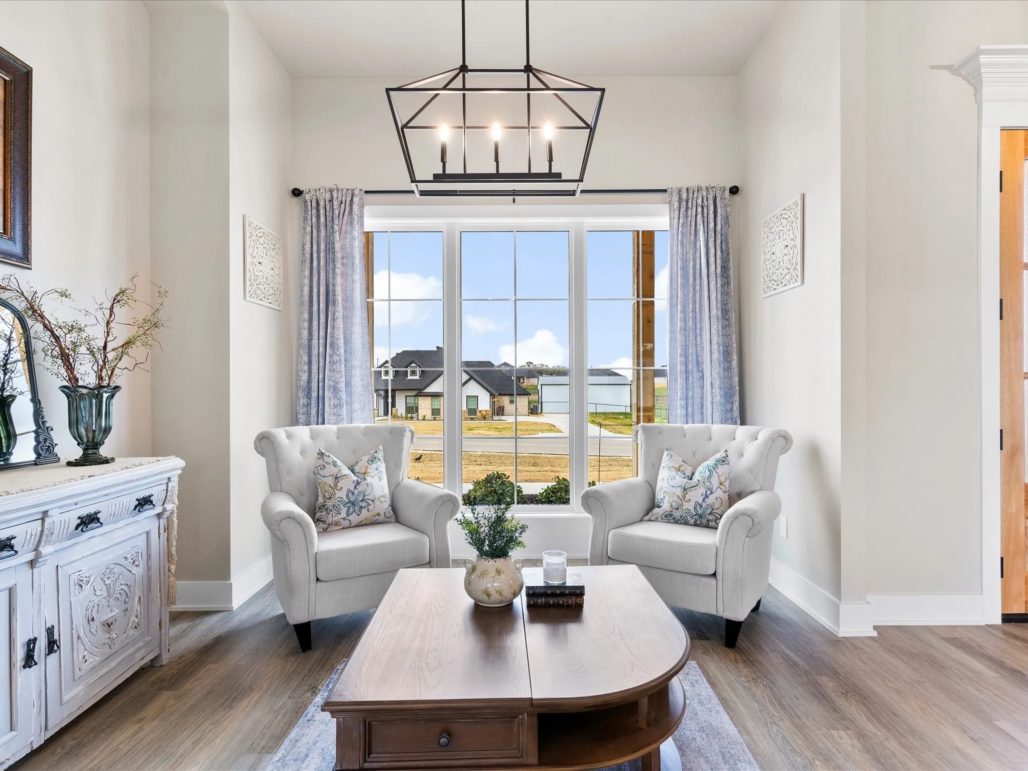 Single Family Residence For Sale in Parker County , 3143 Infinity Drive, Weatherford, Texas 76087, 3 Bedrooms, 2 Bathrooms, 2 Garage spaces, 2,031 Sqft, built in 2023, Preowned, Price $464,000, mls#21227471, Real Estate Agent in Weatherford, Homes For Sale in Parker county, Homes For Sale in Weatherford, Realtor in Weatherford Texas, Real Estate Brokerage Independent Realty Texas, Luminita Cordes Realtor
