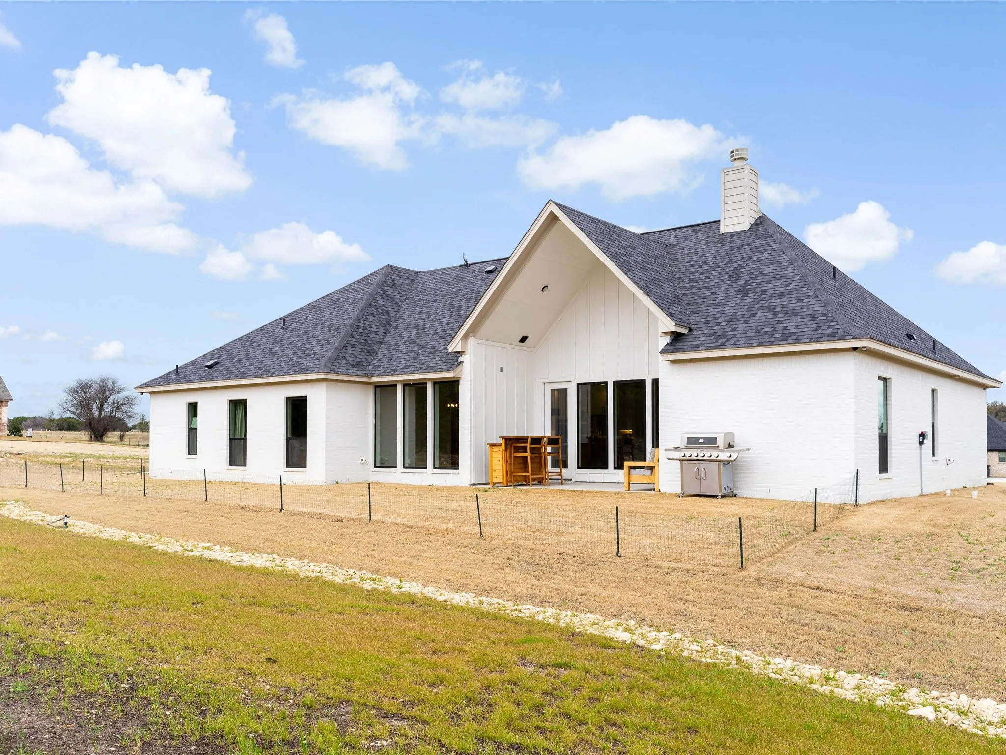 Single Family Residence For Sale in Parker County , 3143 Infinity Drive, Weatherford, Texas 76087, 3 Bedrooms, 2 Bathrooms, 2 Garage spaces, 2,031 Sqft, built in 2023, Preowned, Price $464,000, mls#21227471, Real Estate Agent in Weatherford, Homes For Sale in Parker county, Homes For Sale in Weatherford, Realtor in Weatherford Texas, Real Estate Brokerage Independent Realty Texas, Luminita Cordes Realtor