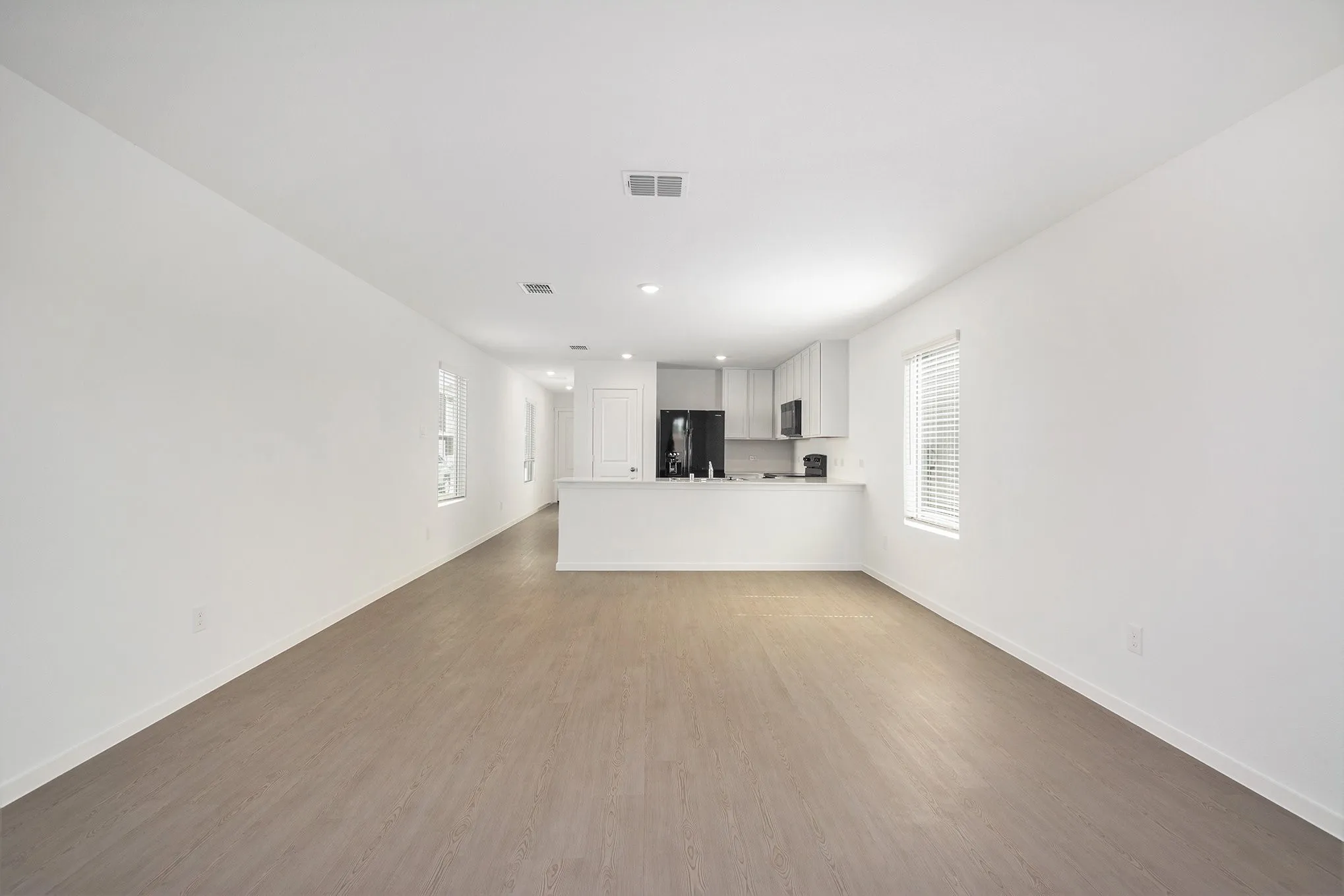 Single Family Residence For Rent in Collin County , 911 Sandhill Crane Lane, Princeton, Texas 75407, 3 Bedrooms, 3 Bathrooms, 1 Garage spaces, 1,360 Sqft, built in 2025, Preowned, Price $1,575, mls#21228278, Real Estate Agent in Princeton, Homes For Rent in Collin county, Homes For Rent in Princeton, Realtor in Princeton Texas, Real Estate Brokerage Independent Realty Texas, Luminita Cordes Realtor