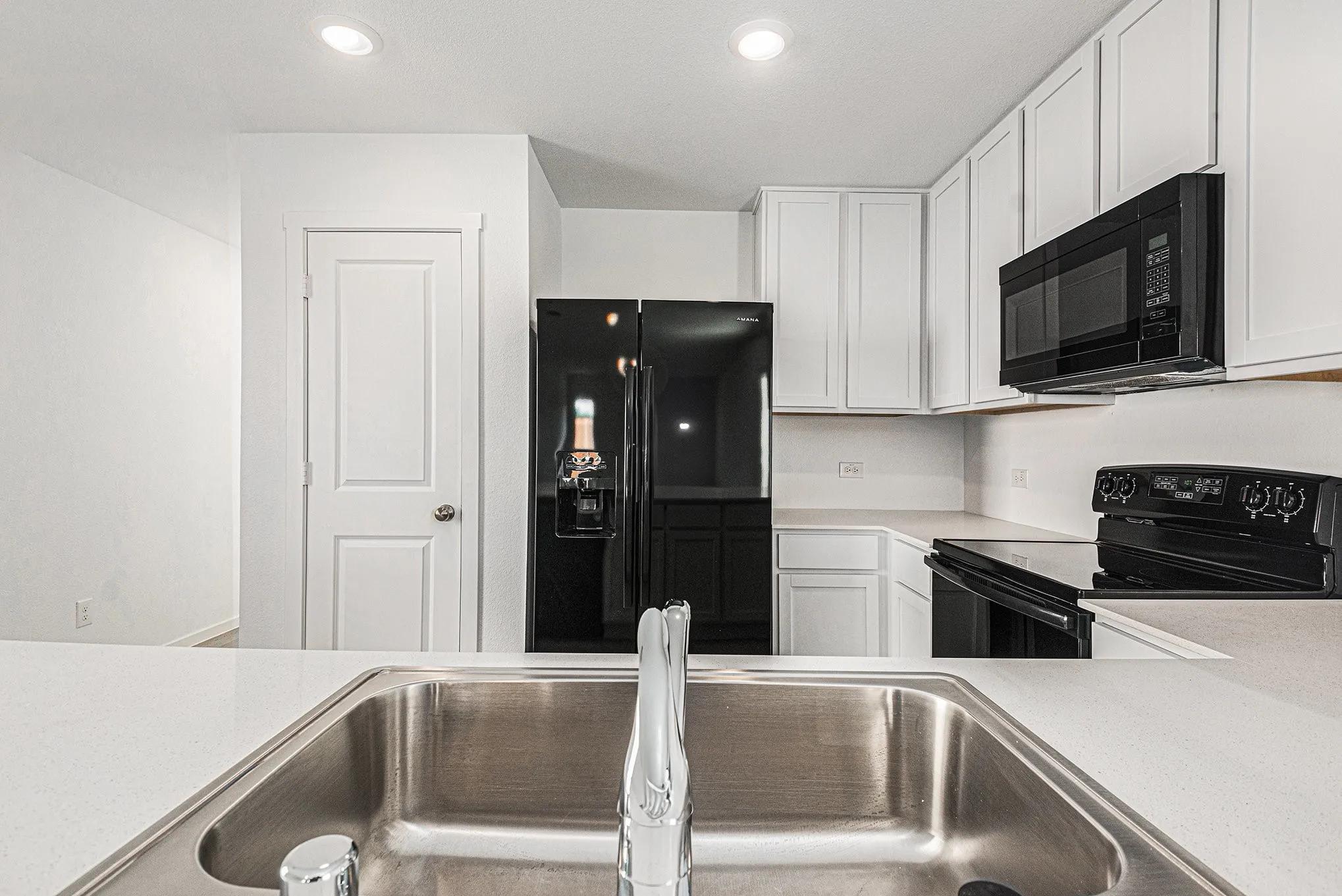Single Family Residence For Rent in Collin County , 911 Sandhill Crane Lane, Princeton, Texas 75407, 3 Bedrooms, 3 Bathrooms, 1 Garage spaces, 1,360 Sqft, built in 2025, Preowned, Price $1,575, mls#21228278, Real Estate Agent in Princeton, Homes For Rent in Collin county, Homes For Rent in Princeton, Realtor in Princeton Texas, Real Estate Brokerage Independent Realty Texas, Luminita Cordes Realtor