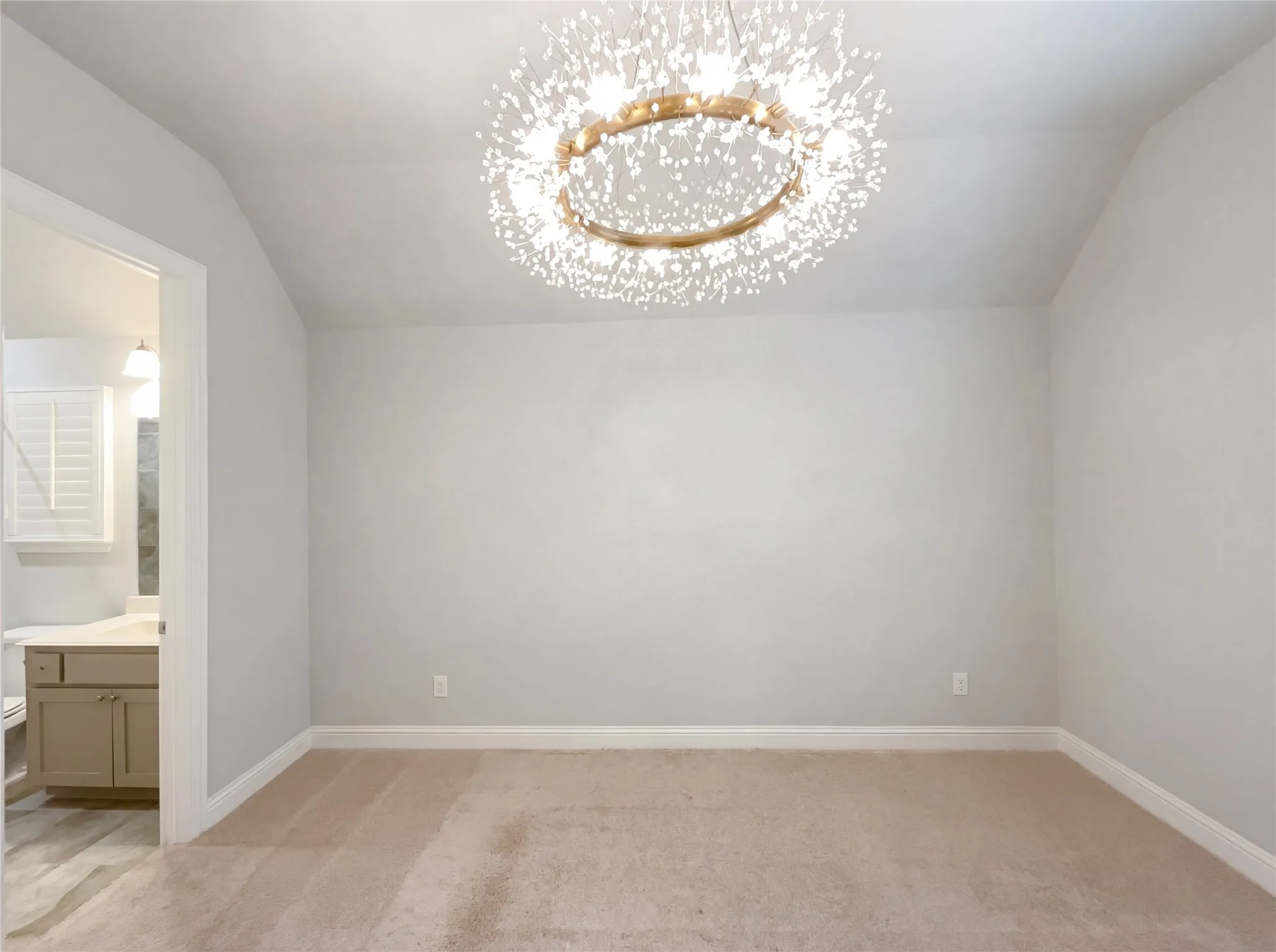 Single Family Residence For Sale in Denton County , 4157 Chantilly Lane, Frisco, Texas 75036, 4 Bedroom, 5 Bathroom, 3 Garage spaces, 3,492 Sqft, built in 2015, mls#21228276, Real Estate Agent in Frisco, Homes For Sale in Denton county, Homes For Sale in Frisco, Realtor in Frisco Texas, Real Estate Brokerage Independent Realty Texas, Luminita Cordes Realtor