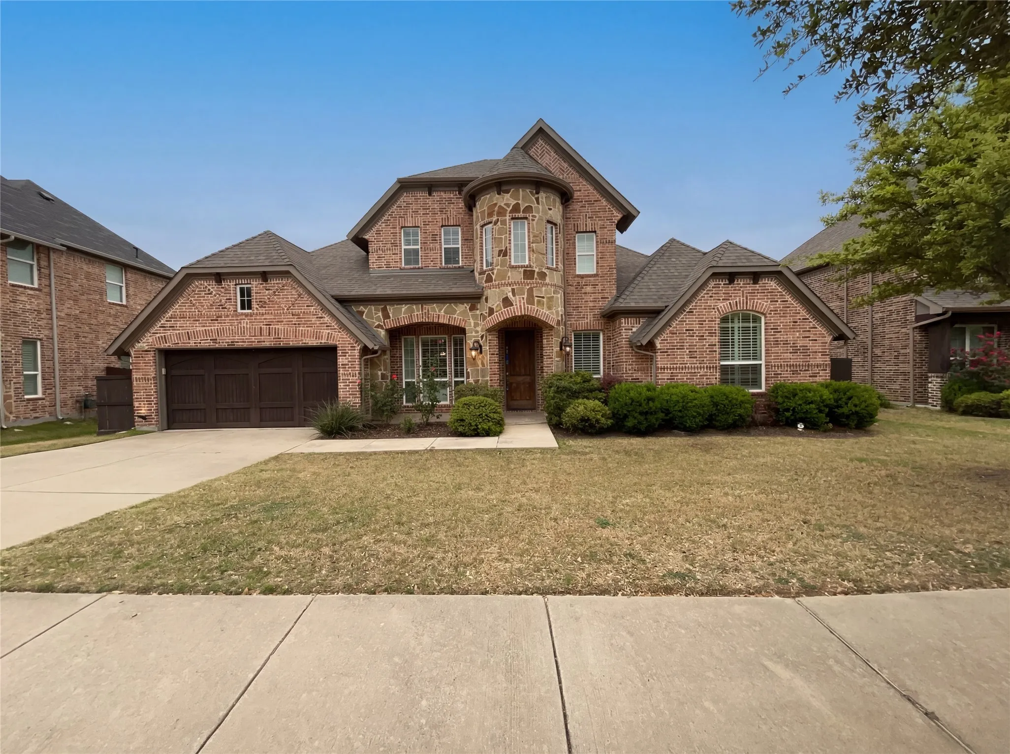 Single Family Residence For Sale in Denton County , 4157 Chantilly Lane, Frisco, Texas 75036, 4 Bedroom, 5 Bathroom, 3 Garage spaces, 3,492 Sqft, built in 2015, mls#21228276, Real Estate Agent in Frisco, Homes For Sale in Denton county, Homes For Sale in Frisco, Realtor in Frisco Texas, Real Estate Brokerage Independent Realty Texas, Luminita Cordes Realtor