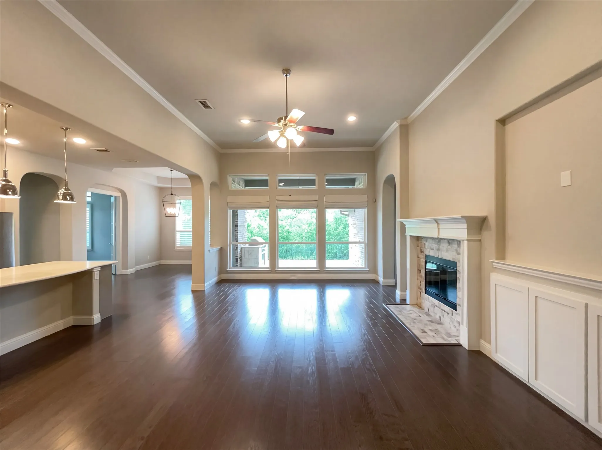 Single Family Residence For Sale in Denton County , 4157 Chantilly Lane, Frisco, Texas 75036, 4 Bedroom, 5 Bathroom, 3 Garage spaces, 3,492 Sqft, built in 2015, mls#21228276, Real Estate Agent in Frisco, Homes For Sale in Denton county, Homes For Sale in Frisco, Realtor in Frisco Texas, Real Estate Brokerage Independent Realty Texas, Luminita Cordes Realtor
