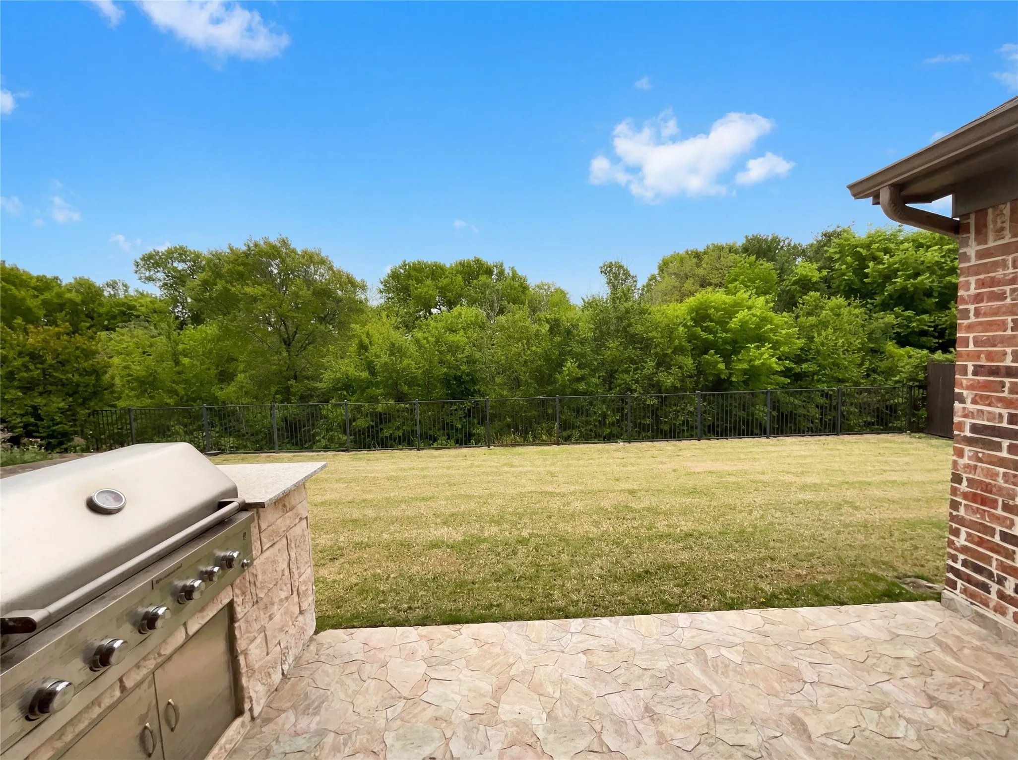 Single Family Residence For Sale in Denton County , 4157 Chantilly Lane, Frisco, Texas 75036, 4 Bedroom, 5 Bathroom, 3 Garage spaces, 3,492 Sqft, built in 2015, mls#21228276, Real Estate Agent in Frisco, Homes For Sale in Denton county, Homes For Sale in Frisco, Realtor in Frisco Texas, Real Estate Brokerage Independent Realty Texas, Luminita Cordes Realtor