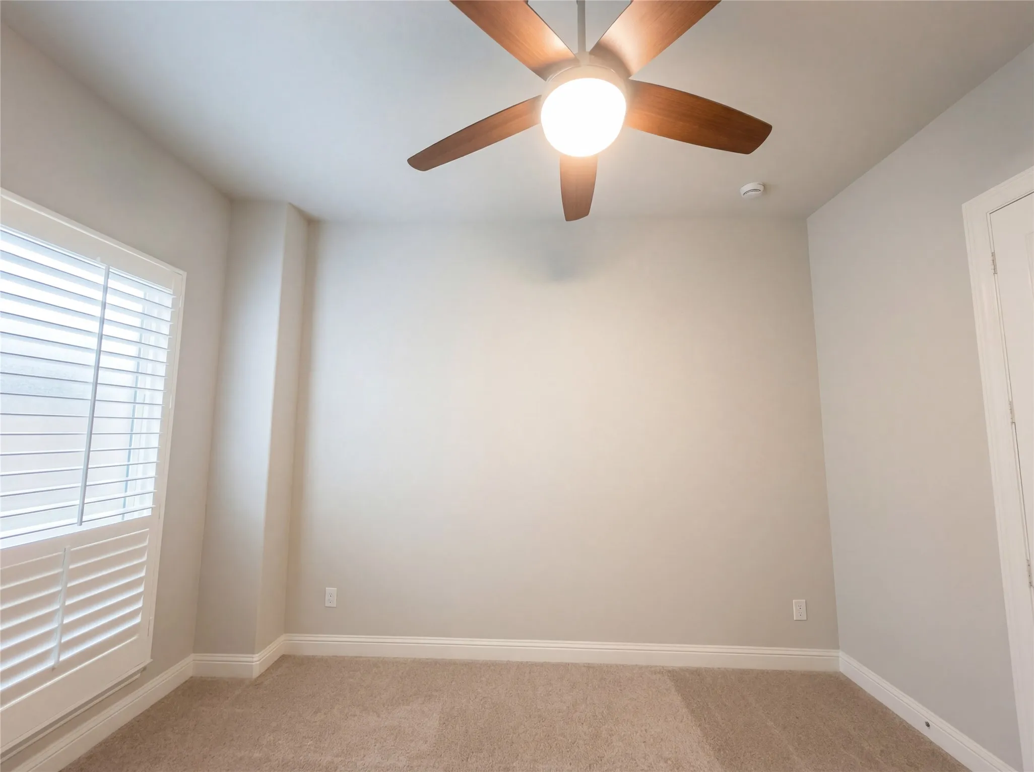 Single Family Residence For Sale in Denton County , 4157 Chantilly Lane, Frisco, Texas 75036, 4 Bedroom, 5 Bathroom, 3 Garage spaces, 3,492 Sqft, built in 2015, mls#21228276, Real Estate Agent in Frisco, Homes For Sale in Denton county, Homes For Sale in Frisco, Realtor in Frisco Texas, Real Estate Brokerage Independent Realty Texas, Luminita Cordes Realtor