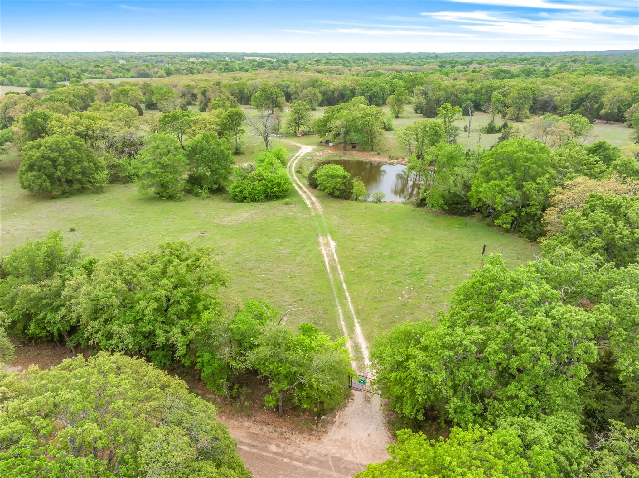 Unimproved Land For Sale in Kaufman County , TBD Co Rd 337, Quinlan, Texas 75474, 0, 0, Garage spaces, 0 Sqft, built in 0, mls#21228287, Real Estate Agent in Quinlan, Homes For Sale in Kaufman county, Homes For Sale in Quinlan, Realtor in Quinlan Texas, Real Estate Brokerage Independent Realty Texas, Luminita Cordes Realtor