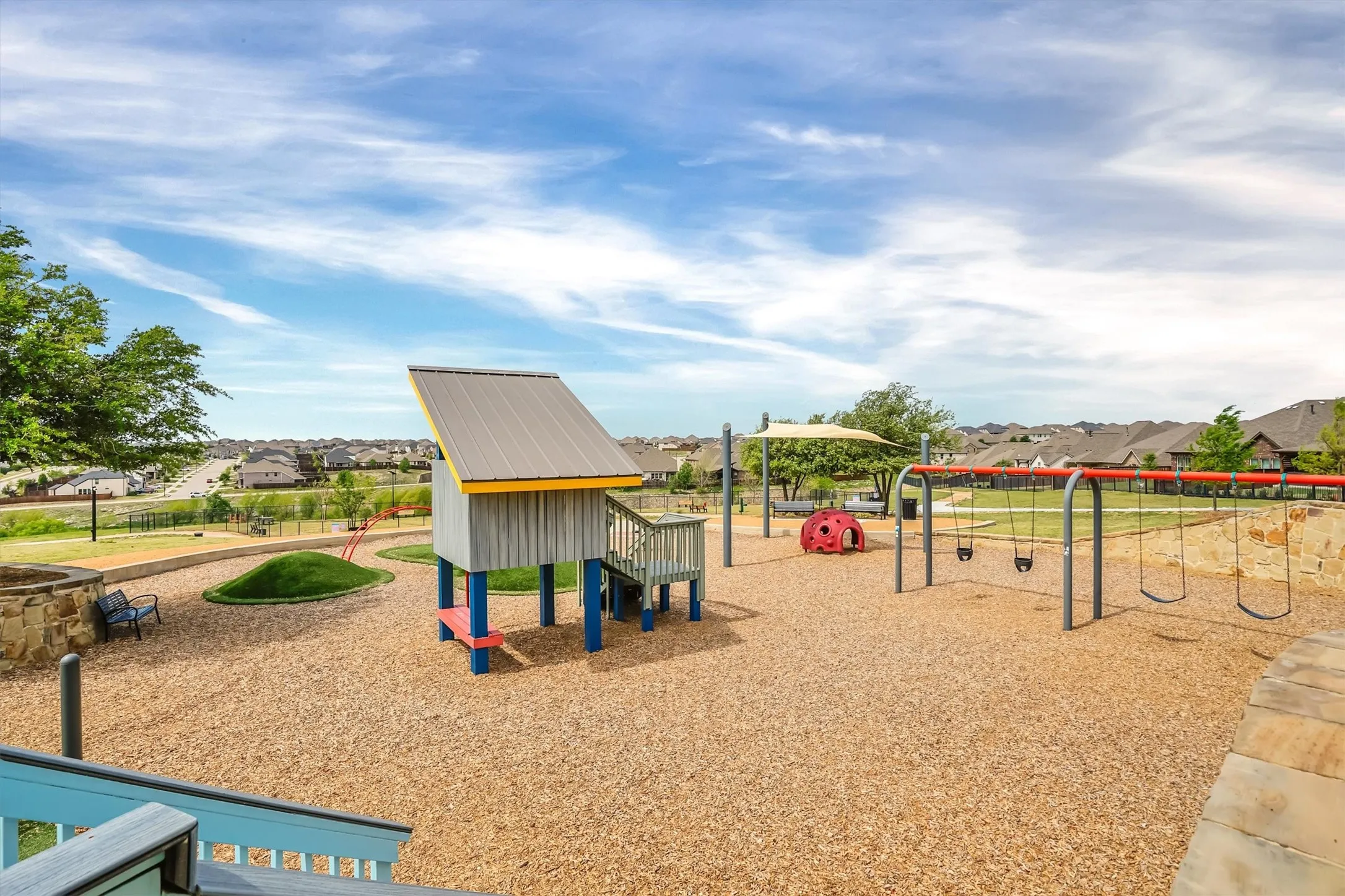 Single Family Residence For Sale in Tarrant County , 5564 Vaquero Road, Fort Worth, Texas 76126, 3 Bedroom, 3 Bathroom, 2 Garage spaces, 2,218 Sqft, built in 2017, mls#21227111, Real Estate Agent in Fort Worth, Homes For Sale in Tarrant county, Homes For Sale in Fort Worth, Realtor in Fort Worth Texas, Real Estate Brokerage Independent Realty Texas, Luminita Cordes Realtor