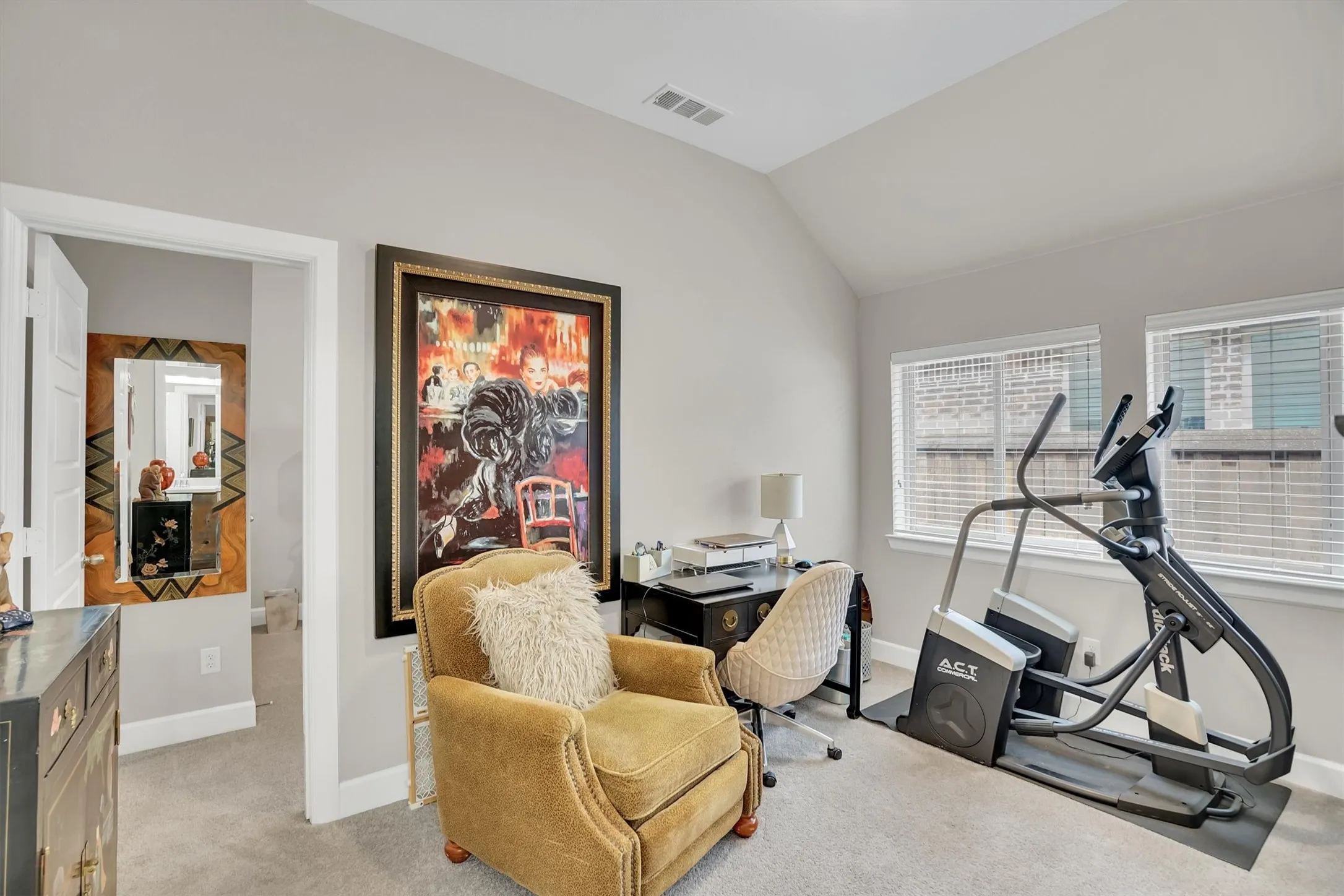 Single Family Residence For Sale in Tarrant County , 5564 Vaquero Road, Fort Worth, Texas 76126, 3 Bedroom, 3 Bathroom, 2 Garage spaces, 2,218 Sqft, built in 2017, mls#21227111, Real Estate Agent in Fort Worth, Homes For Sale in Tarrant county, Homes For Sale in Fort Worth, Realtor in Fort Worth Texas, Real Estate Brokerage Independent Realty Texas, Luminita Cordes Realtor