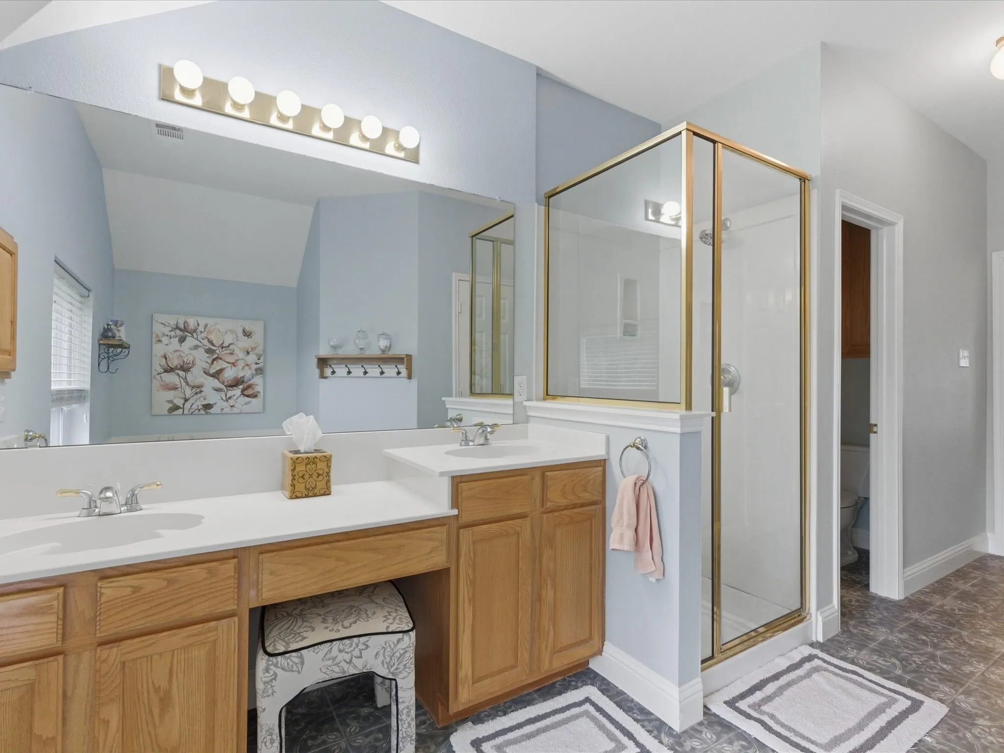 Single Family Residence For Sale in Denton County , 1104 Churchill Drive, Frisco, Texas 75036, 5 Bedroom, 3 Bathroom, 2 Garage spaces, 3,177 Sqft, built in 2002, Preowned, mls#21228199, Real Estate Agent in Frisco, Homes For Sale in Denton county, Homes For Sale in Frisco, Realtor in Frisco Texas, Real Estate Brokerage Independent Realty Texas, Luminita Cordes Realtor