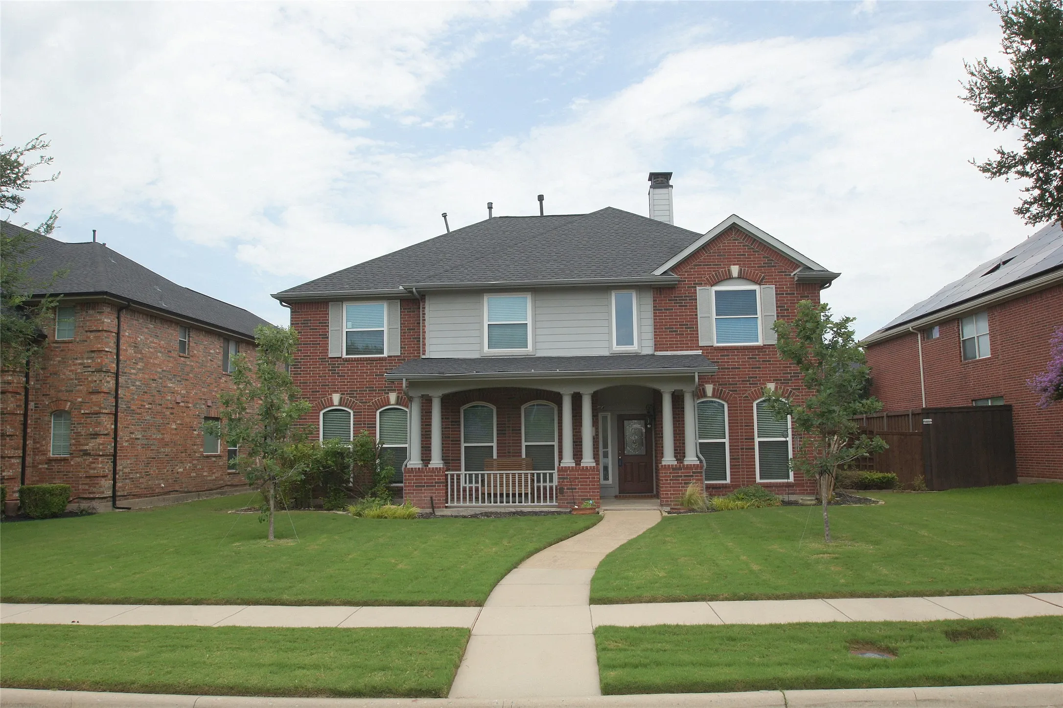 Single Family Residence For Sale in Denton County , 1104 Churchill Drive, Frisco, Texas 75036, 5 Bedroom, 3 Bathroom, 2 Garage spaces, 3,177 Sqft, built in 2002, Preowned, mls#21228199, Real Estate Agent in Frisco, Homes For Sale in Denton county, Homes For Sale in Frisco, Realtor in Frisco Texas, Real Estate Brokerage Independent Realty Texas, Luminita Cordes Realtor