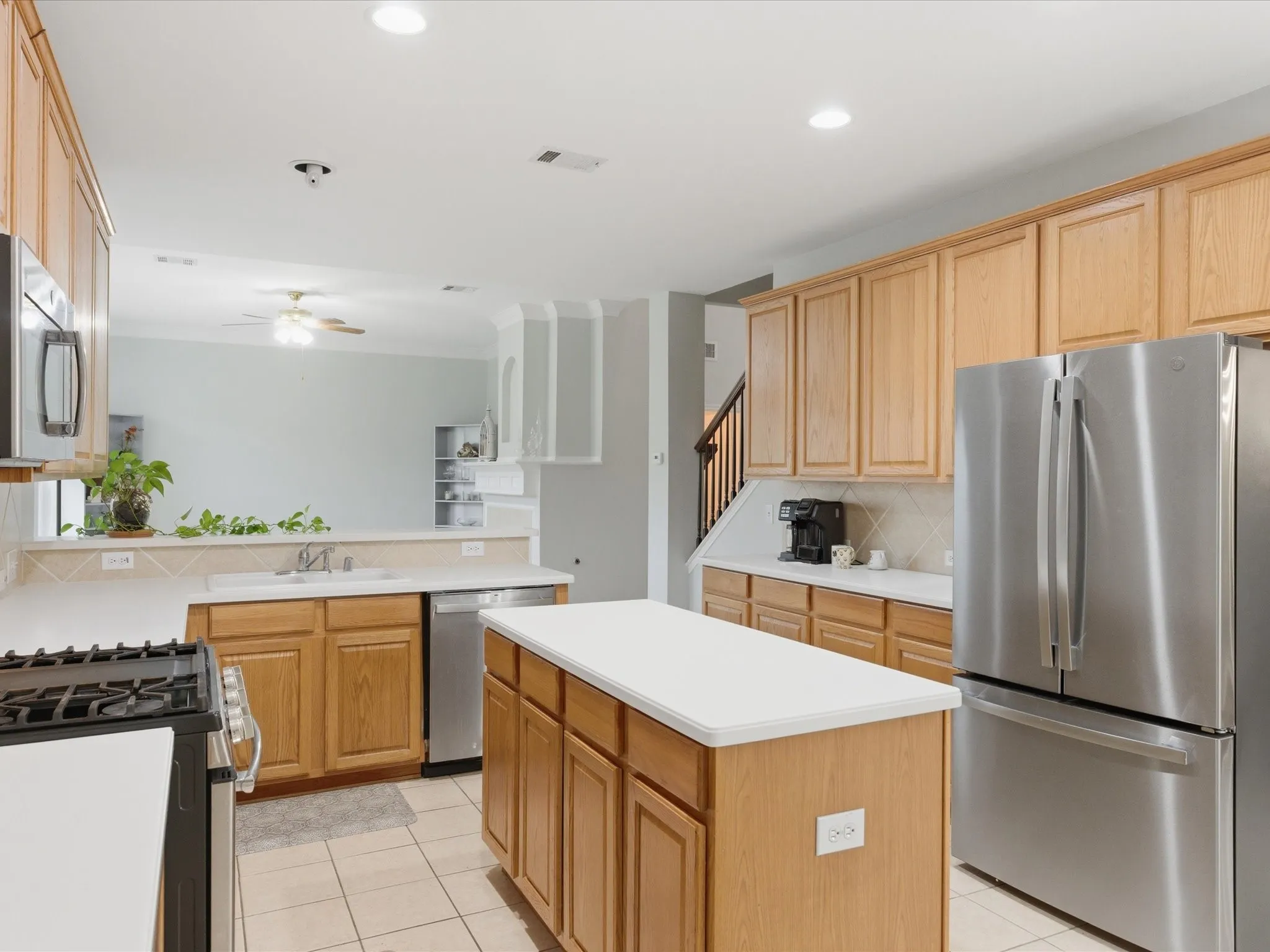 Single Family Residence For Sale in Denton County , 1104 Churchill Drive, Frisco, Texas 75036, 5 Bedroom, 3 Bathroom, 2 Garage spaces, 3,177 Sqft, built in 2002, Preowned, mls#21228199, Real Estate Agent in Frisco, Homes For Sale in Denton county, Homes For Sale in Frisco, Realtor in Frisco Texas, Real Estate Brokerage Independent Realty Texas, Luminita Cordes Realtor