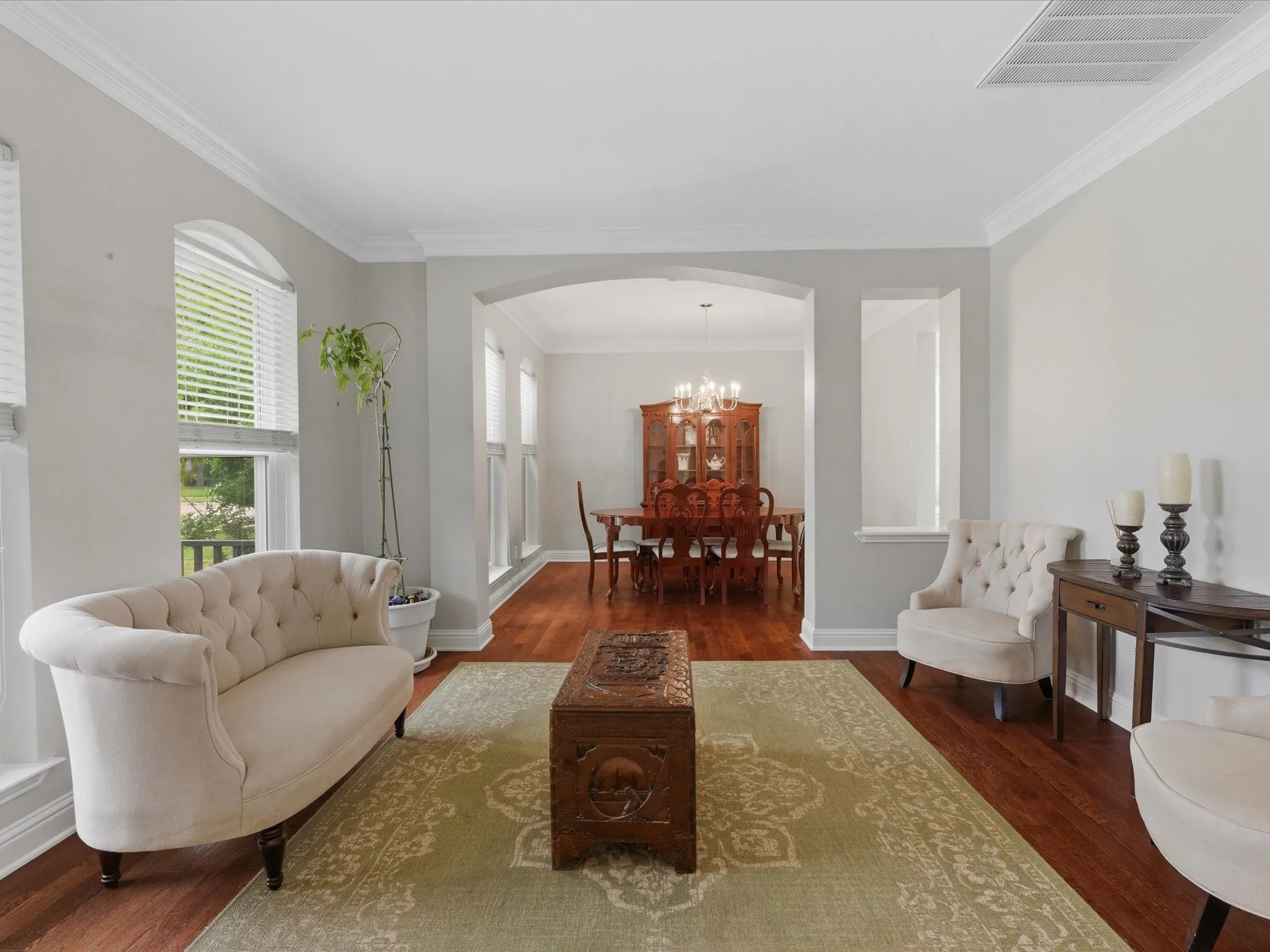 Single Family Residence For Sale in Denton County , 1104 Churchill Drive, Frisco, Texas 75036, 5 Bedroom, 3 Bathroom, 2 Garage spaces, 3,177 Sqft, built in 2002, Preowned, mls#21228199, Real Estate Agent in Frisco, Homes For Sale in Denton county, Homes For Sale in Frisco, Realtor in Frisco Texas, Real Estate Brokerage Independent Realty Texas, Luminita Cordes Realtor