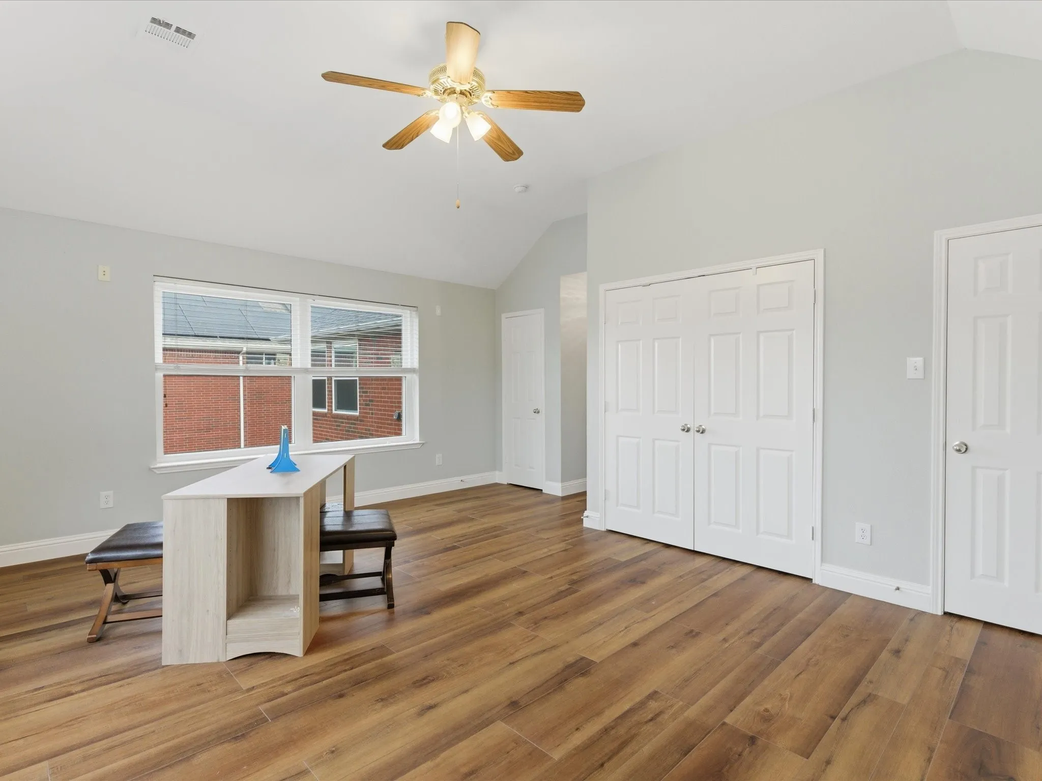 Single Family Residence For Sale in Denton County , 1104 Churchill Drive, Frisco, Texas 75036, 5 Bedroom, 3 Bathroom, 2 Garage spaces, 3,177 Sqft, built in 2002, Preowned, mls#21228199, Real Estate Agent in Frisco, Homes For Sale in Denton county, Homes For Sale in Frisco, Realtor in Frisco Texas, Real Estate Brokerage Independent Realty Texas, Luminita Cordes Realtor