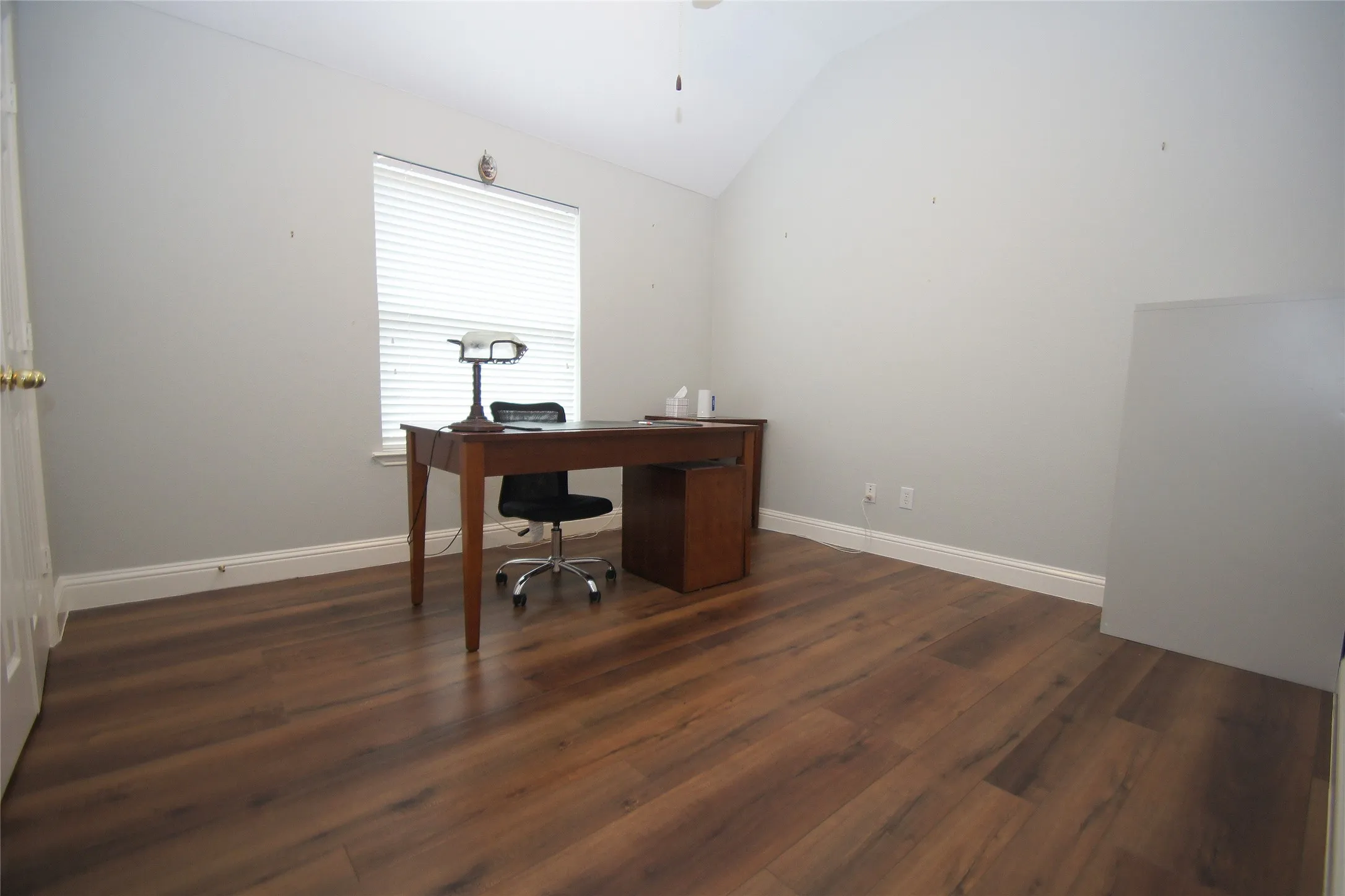 Single Family Residence For Sale in Denton County , 1104 Churchill Drive, Frisco, Texas 75036, 5 Bedroom, 3 Bathroom, 2 Garage spaces, 3,177 Sqft, built in 2002, Preowned, mls#21228199, Real Estate Agent in Frisco, Homes For Sale in Denton county, Homes For Sale in Frisco, Realtor in Frisco Texas, Real Estate Brokerage Independent Realty Texas, Luminita Cordes Realtor