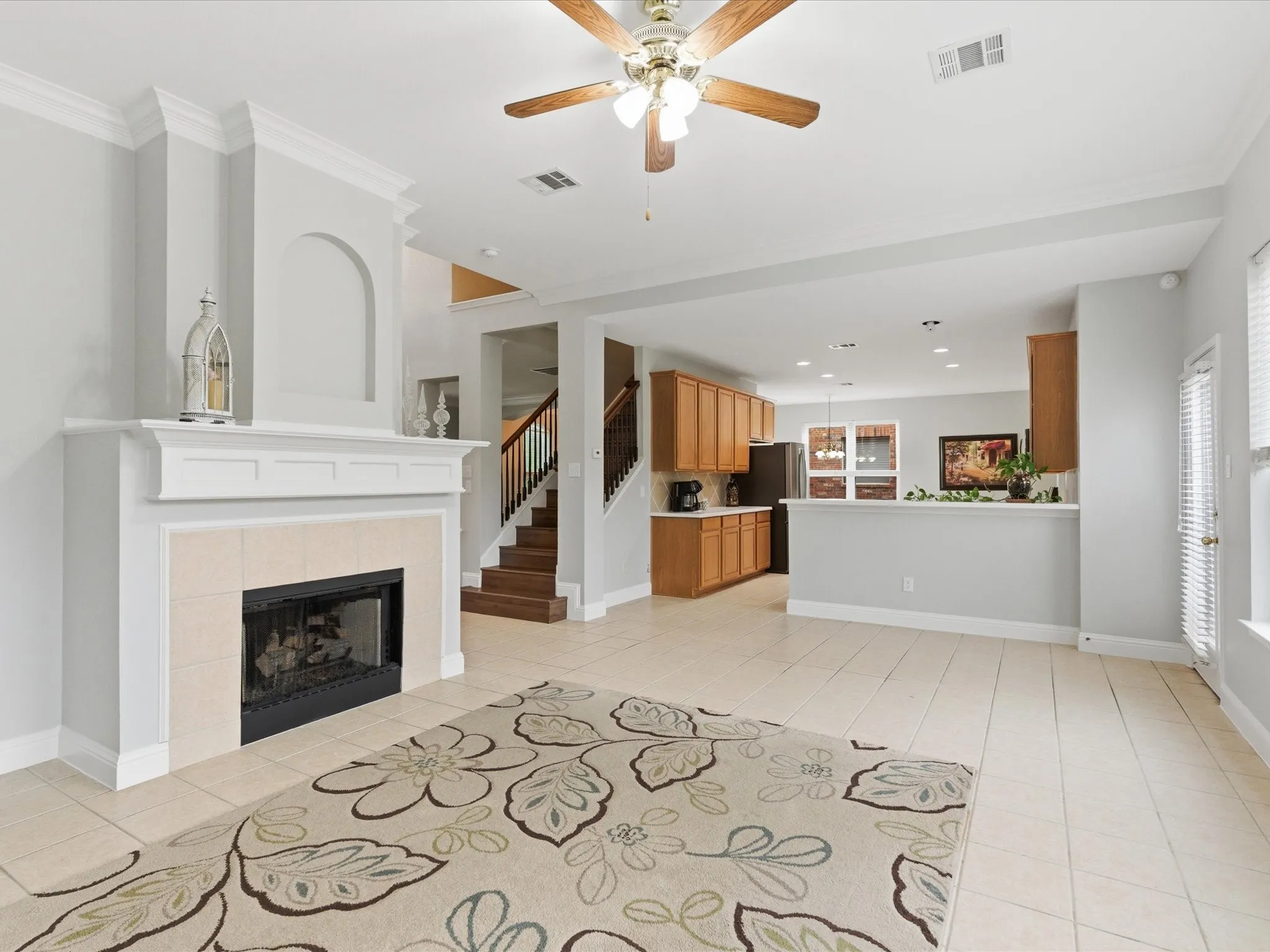 Single Family Residence For Sale in Denton County , 1104 Churchill Drive, Frisco, Texas 75036, 5 Bedroom, 3 Bathroom, 2 Garage spaces, 3,177 Sqft, built in 2002, Preowned, mls#21228199, Real Estate Agent in Frisco, Homes For Sale in Denton county, Homes For Sale in Frisco, Realtor in Frisco Texas, Real Estate Brokerage Independent Realty Texas, Luminita Cordes Realtor