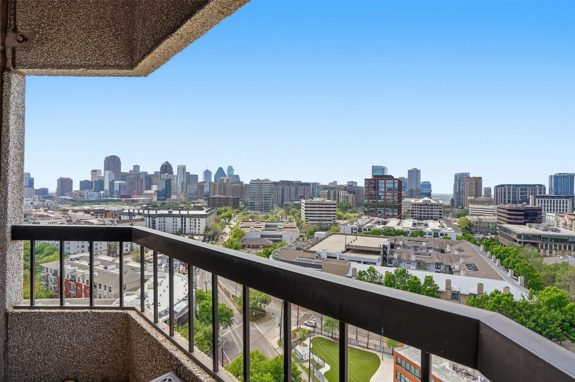 Balcony featuring a view of skyline
