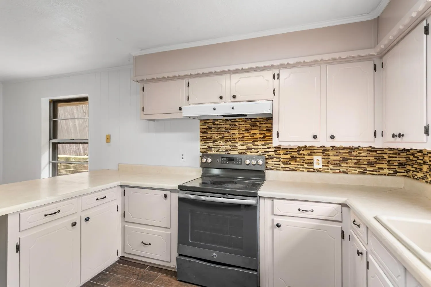 Single Family Residence For Sale in Dallas County , 525 Pecan Lane, Rowlett, Texas 75089, 4 Bedroom, 3 Bathroom, Garage spaces, 2,382 Sqft, built in 1973, Preowned, mls#21228370, Real Estate Agent in Rowlett, Homes For Sale in Dallas county, Homes For Sale in Rowlett, Realtor in Rowlett Texas, Real Estate Brokerage Independent Realty Texas, Luminita Cordes Realtor
