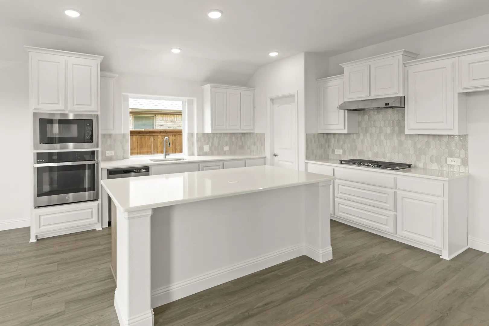 15. 801 Trinity - Kitchen (2)