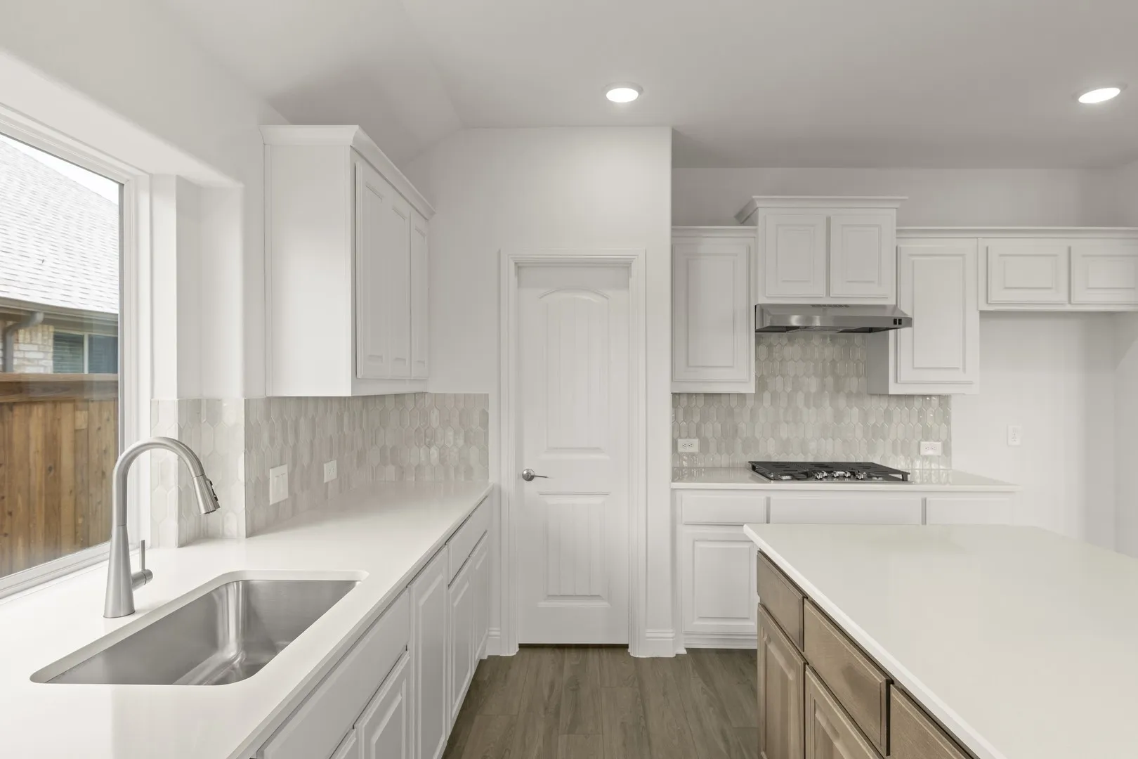 17. 801 Trinity - Kitchen (4)