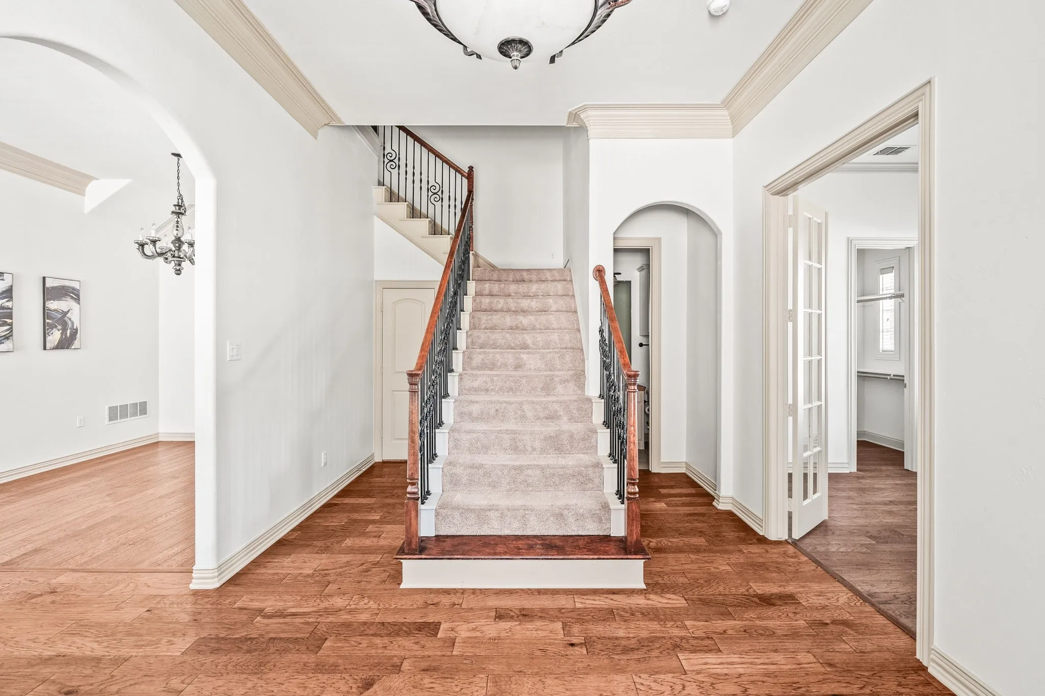 Townhouse For Sale in Collin County , 6393 Burnham Street, Frisco, Texas 75034, 4 Bedroom, 3 Bathroom, 2 Garage spaces, 3,280 Sqft, built in 2004, Preowned, mls#21227693, Real Estate Agent in Frisco, Homes For Sale in Collin county, Homes For Sale in Frisco, Realtor in Frisco Texas, Real Estate Brokerage Independent Realty Texas, Luminita Cordes Realtor