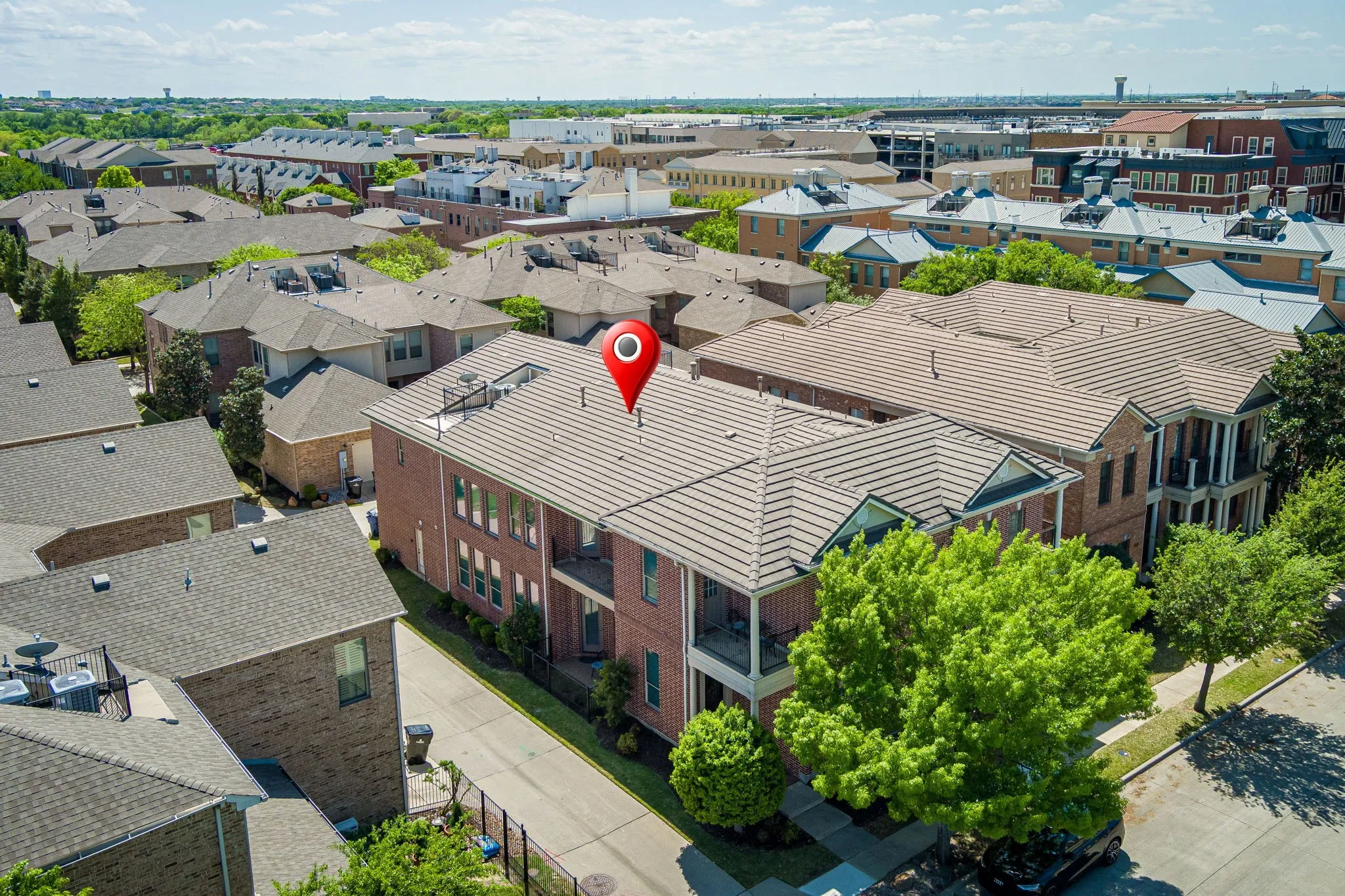 Townhouse For Sale in Collin County , 6393 Burnham Street, Frisco, Texas 75034, 4 Bedroom, 3 Bathroom, 2 Garage spaces, 3,280 Sqft, built in 2004, Preowned, mls#21227693, Real Estate Agent in Frisco, Homes For Sale in Collin county, Homes For Sale in Frisco, Realtor in Frisco Texas, Real Estate Brokerage Independent Realty Texas, Luminita Cordes Realtor