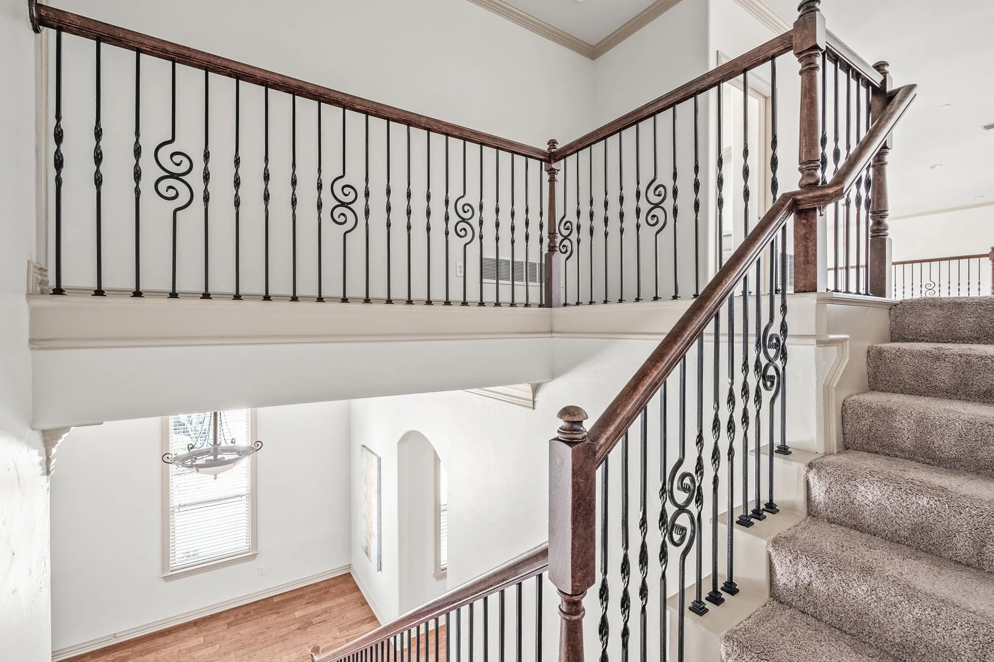 Townhouse For Sale in Collin County , 6393 Burnham Street, Frisco, Texas 75034, 4 Bedroom, 3 Bathroom, 2 Garage spaces, 3,280 Sqft, built in 2004, Preowned, mls#21227693, Real Estate Agent in Frisco, Homes For Sale in Collin county, Homes For Sale in Frisco, Realtor in Frisco Texas, Real Estate Brokerage Independent Realty Texas, Luminita Cordes Realtor