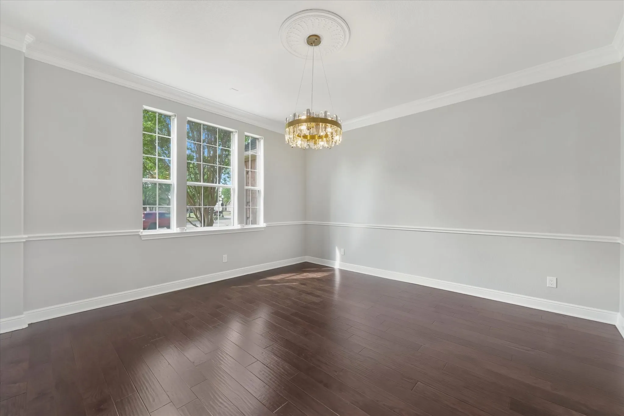 Single Family Residence For Sale in Tarrant County , 503 Indian Paintbrush Way, Southlake, Texas 76092, 5 Bedrooms, 4 Bathrooms, 3 Garage spaces, 4,718 Sqft, built in 2001, Price $1,450,000, mls#21226510, Real Estate Agent in Southlake, Homes For Sale in Tarrant county, Homes For Sale in Southlake, Realtor in Southlake Texas, Real Estate Brokerage Independent Realty Texas, Luminita Cordes Realtor