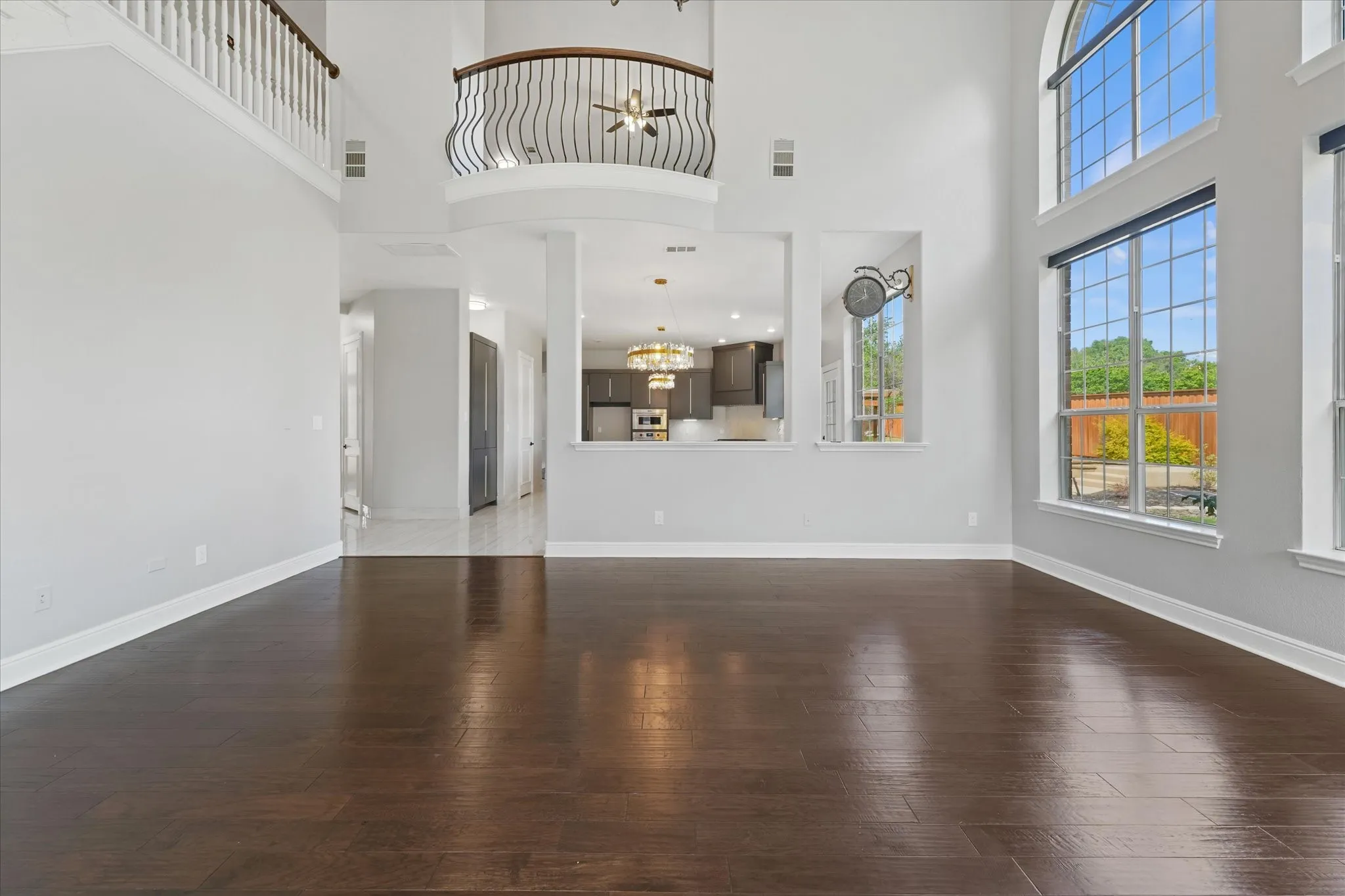 Single Family Residence For Sale in Tarrant County , 503 Indian Paintbrush Way, Southlake, Texas 76092, 5 Bedrooms, 4 Bathrooms, 3 Garage spaces, 4,718 Sqft, built in 2001, Price $1,450,000, mls#21226510, Real Estate Agent in Southlake, Homes For Sale in Tarrant county, Homes For Sale in Southlake, Realtor in Southlake Texas, Real Estate Brokerage Independent Realty Texas, Luminita Cordes Realtor