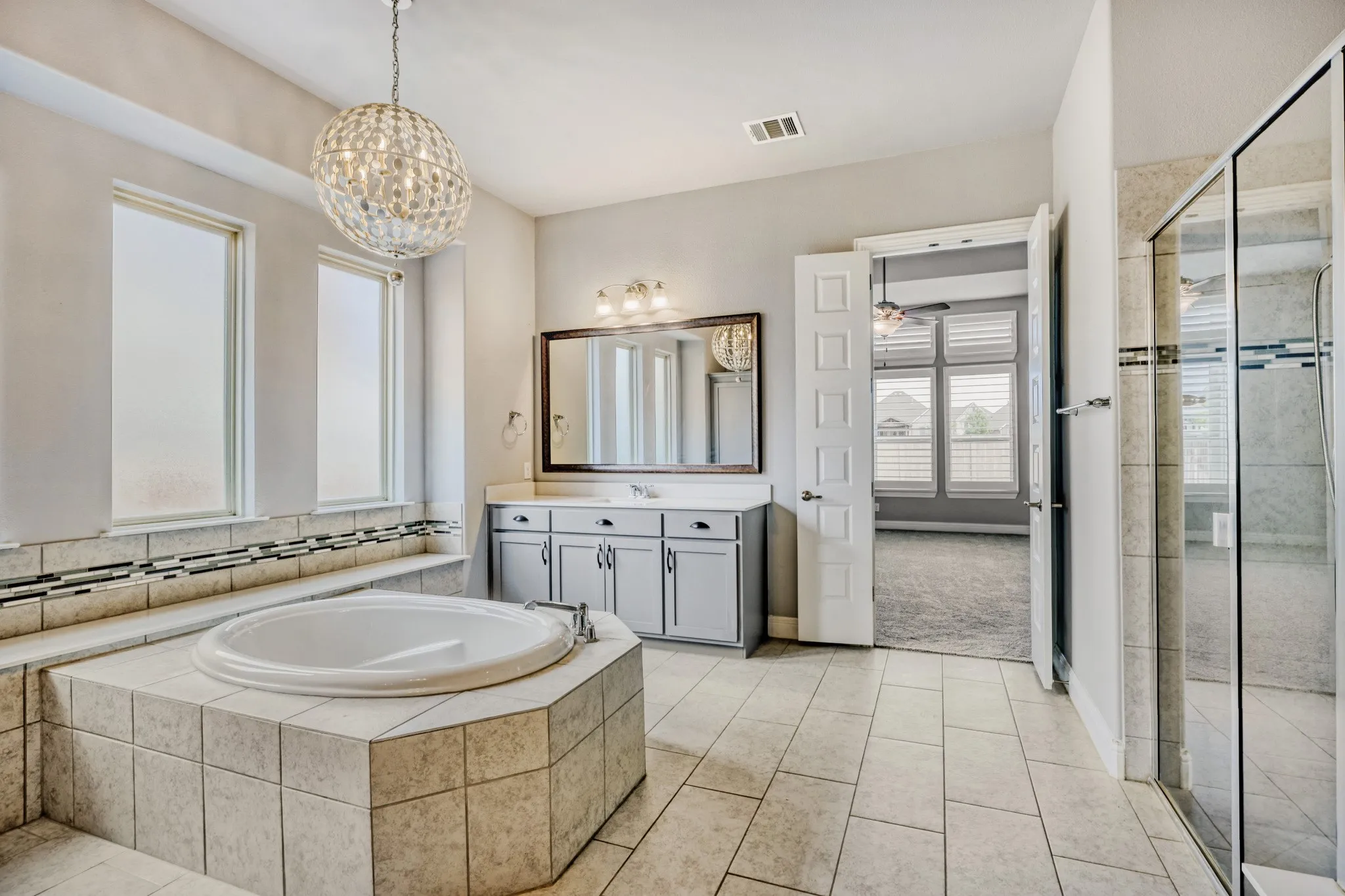 Single Family Residence For Sale in Collin County , 7313 Clear Rapids Drive, Mc Kinney, Texas 75071, 4 Bedroom, 4 Bathroom, 3 Garage spaces, 3,702 Sqft, built in 2018, mls#21220652, Real Estate Agent in Mc Kinney, Homes For Sale in Collin county, Homes For Sale in Mc Kinney, Realtor in Mc Kinney Texas, Real Estate Brokerage Independent Realty Texas, Luminita Cordes Realtor
