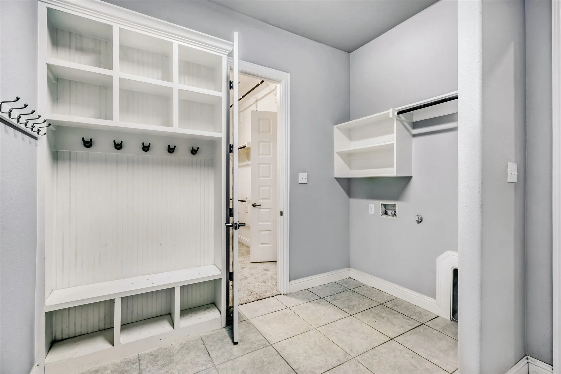 Single Family Residence For Sale in Collin County , 7313 Clear Rapids Drive, Mc Kinney, Texas 75071, 4 Bedroom, 4 Bathroom, 3 Garage spaces, 3,702 Sqft, built in 2018, mls#21220652, Real Estate Agent in Mc Kinney, Homes For Sale in Collin county, Homes For Sale in Mc Kinney, Realtor in Mc Kinney Texas, Real Estate Brokerage Independent Realty Texas, Luminita Cordes Realtor