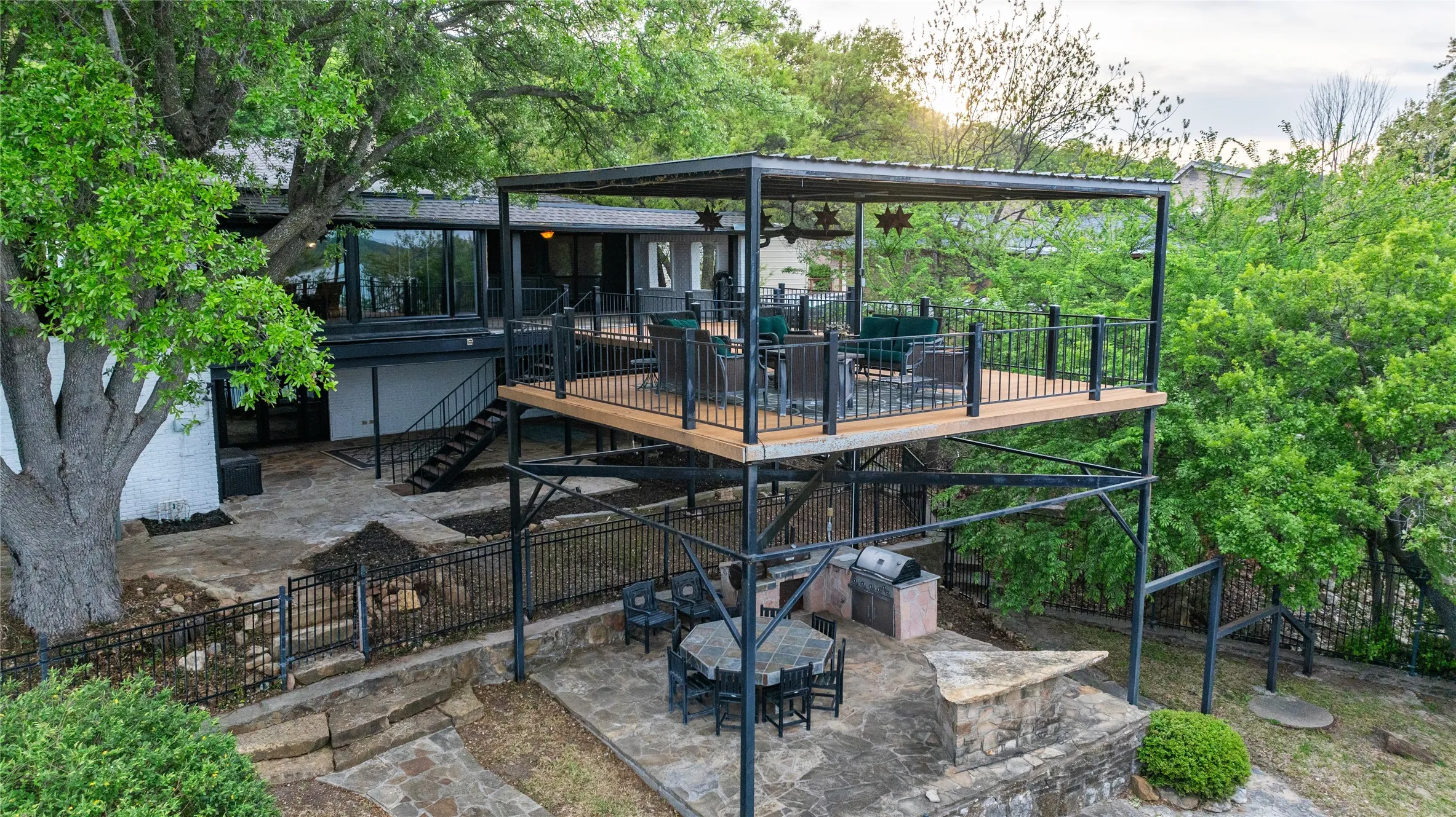Single Family Residence For Sale in Brown County , 440 Lakeside Drive, Brownwood, Texas 76801, 6 Bedroom, 7 Bathroom, Garage spaces, 6,753 Sqft, built in 1977, Preowned, Price $2,225,000, mls#21224694, Real Estate Agent in Brownwood, Homes For Sale in Brown county, Homes For Sale in Brownwood, Realtor in Brownwood Texas, Real Estate Brokerage Independent Realty Texas, Luminita Cordes Realtor