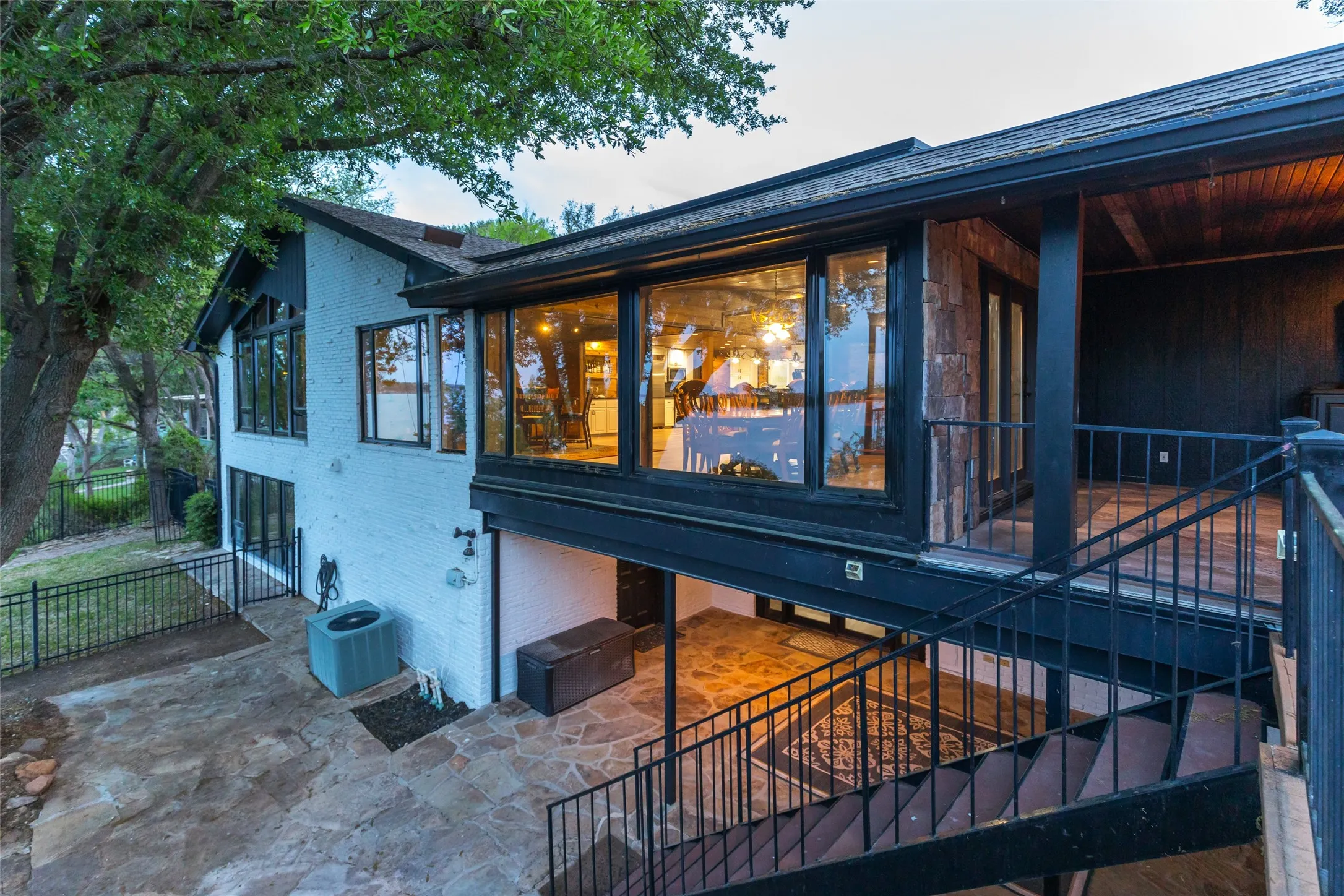 Single Family Residence For Sale in Brown County , 440 Lakeside Drive, Brownwood, Texas 76801, 6 Bedroom, 7 Bathroom, Garage spaces, 6,753 Sqft, built in 1977, Preowned, Price $2,225,000, mls#21224694, Real Estate Agent in Brownwood, Homes For Sale in Brown county, Homes For Sale in Brownwood, Realtor in Brownwood Texas, Real Estate Brokerage Independent Realty Texas, Luminita Cordes Realtor