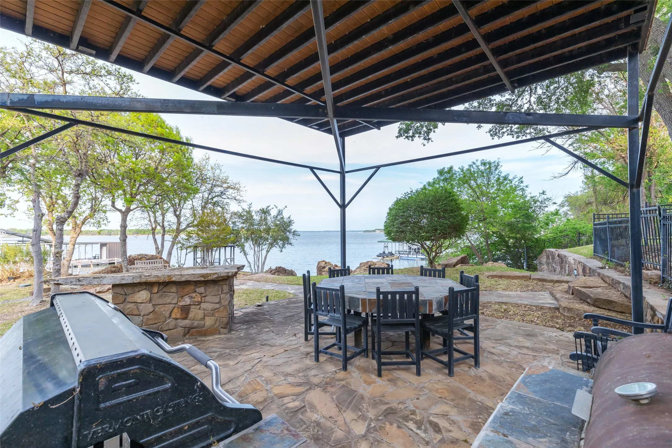 Single Family Residence For Sale in Brown County , 440 Lakeside Drive, Brownwood, Texas 76801, 6 Bedroom, 7 Bathroom, Garage spaces, 6,753 Sqft, built in 1977, Preowned, Price $2,225,000, mls#21224694, Real Estate Agent in Brownwood, Homes For Sale in Brown county, Homes For Sale in Brownwood, Realtor in Brownwood Texas, Real Estate Brokerage Independent Realty Texas, Luminita Cordes Realtor