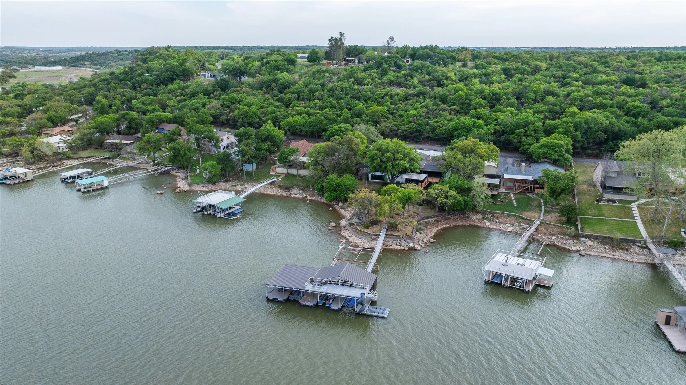 Single Family Residence For Sale in Brown County , 440 Lakeside Drive, Brownwood, Texas 76801, 6 Bedroom, 7 Bathroom, Garage spaces, 6,753 Sqft, built in 1977, Preowned, Price $2,225,000, mls#21224694, Real Estate Agent in Brownwood, Homes For Sale in Brown county, Homes For Sale in Brownwood, Realtor in Brownwood Texas, Real Estate Brokerage Independent Realty Texas, Luminita Cordes Realtor