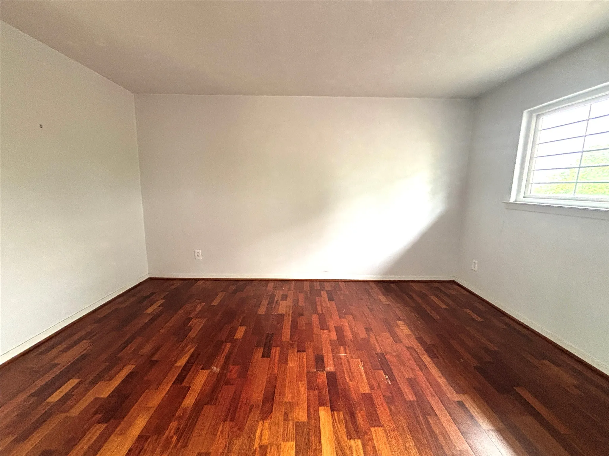 Single Family Residence For Sale in Dallas County , 12 Creekwood Circle, Richardson, Texas 75080, 4 Bedroom, 4 Bathroom, 2 Garage spaces, 3,690 Sqft, built in 1972, mls#21228551, Real Estate Agent in Richardson, Homes For Sale in Dallas county, Homes For Sale in Richardson, Realtor in Richardson Texas, Real Estate Brokerage Independent Realty Texas, Luminita Cordes Realtor