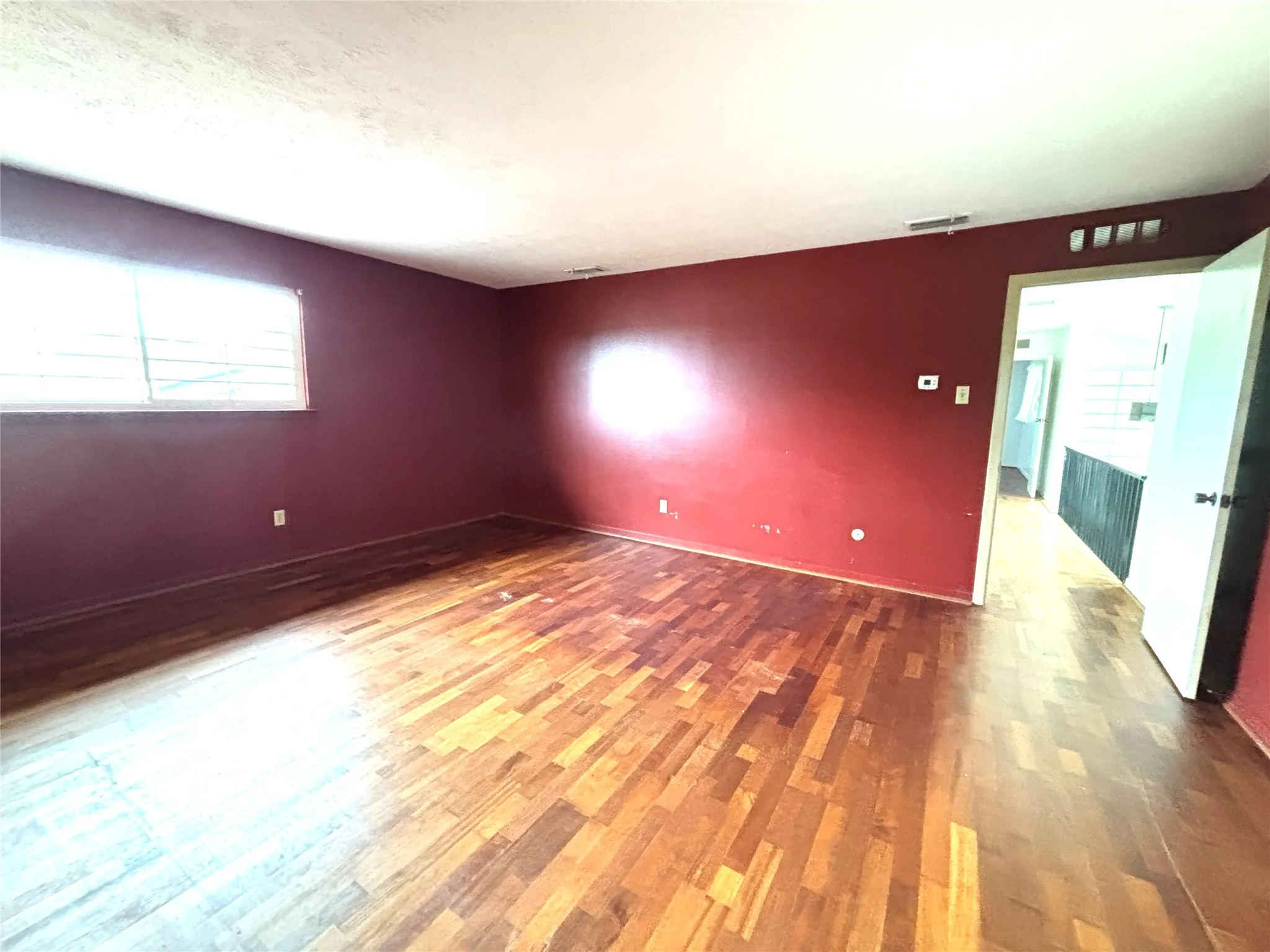 Single Family Residence For Sale in Dallas County , 12 Creekwood Circle, Richardson, Texas 75080, 4 Bedroom, 4 Bathroom, 2 Garage spaces, 3,690 Sqft, built in 1972, mls#21228551, Real Estate Agent in Richardson, Homes For Sale in Dallas county, Homes For Sale in Richardson, Realtor in Richardson Texas, Real Estate Brokerage Independent Realty Texas, Luminita Cordes Realtor