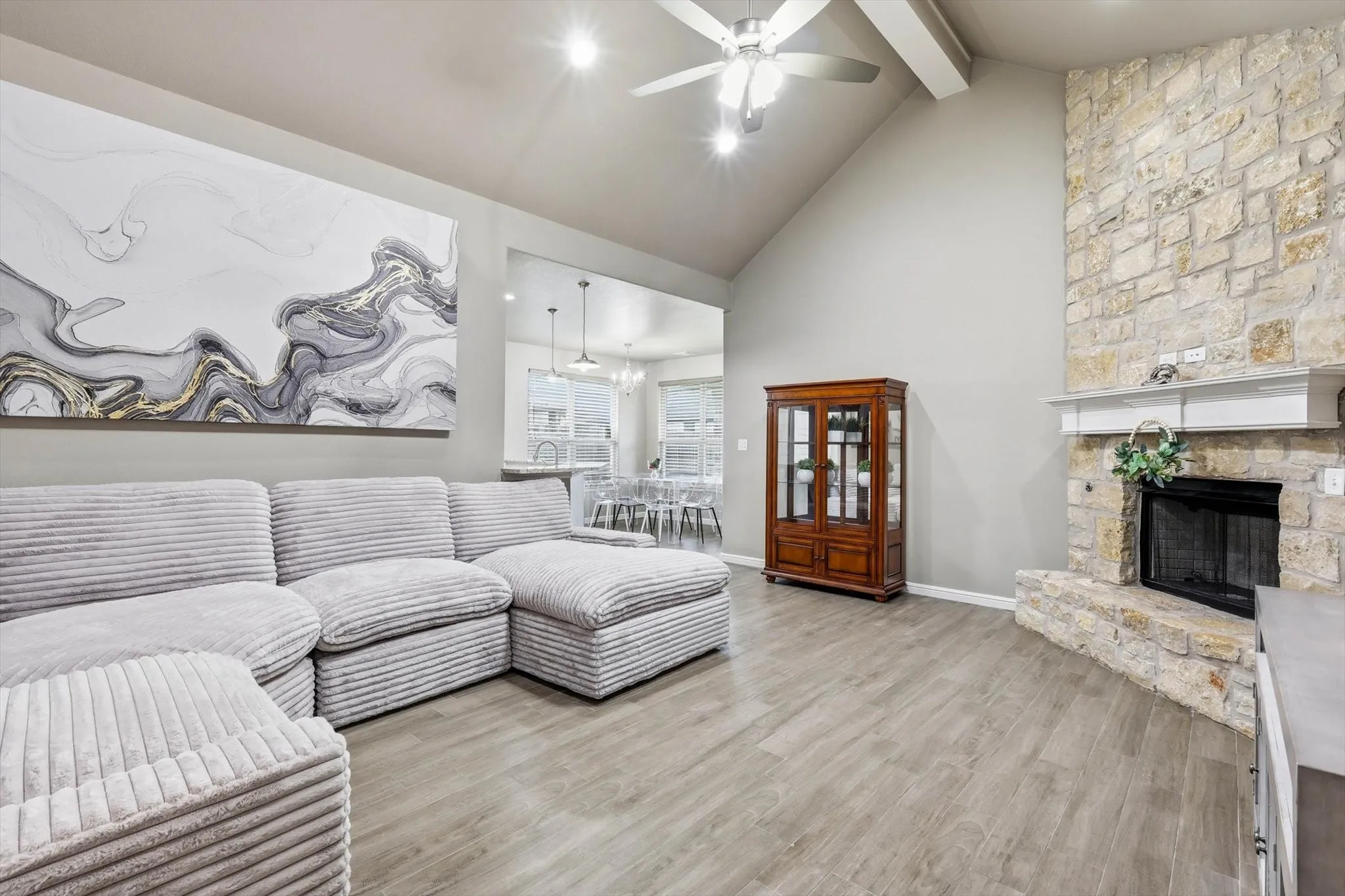 Single Family Residence For Sale in Hood County , 3312 Arrow Creek Drive, Granbury, Texas 76049, 3 Bedroom, 2 Bathroom, 2 Garage spaces, 1,549 Sqft, built in 2020, Preowned, mls#21227658, Real Estate Agent in Granbury, Homes For Sale in Hood county, Homes For Sale in Granbury, Realtor in Granbury Texas, Real Estate Brokerage Independent Realty Texas, Luminita Cordes Realtor