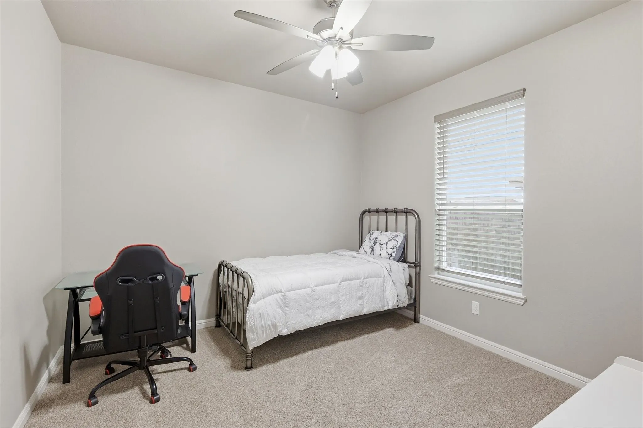 Single Family Residence For Sale in Hood County , 3312 Arrow Creek Drive, Granbury, Texas 76049, 3 Bedroom, 2 Bathroom, 2 Garage spaces, 1,549 Sqft, built in 2020, Preowned, mls#21227658, Real Estate Agent in Granbury, Homes For Sale in Hood county, Homes For Sale in Granbury, Realtor in Granbury Texas, Real Estate Brokerage Independent Realty Texas, Luminita Cordes Realtor