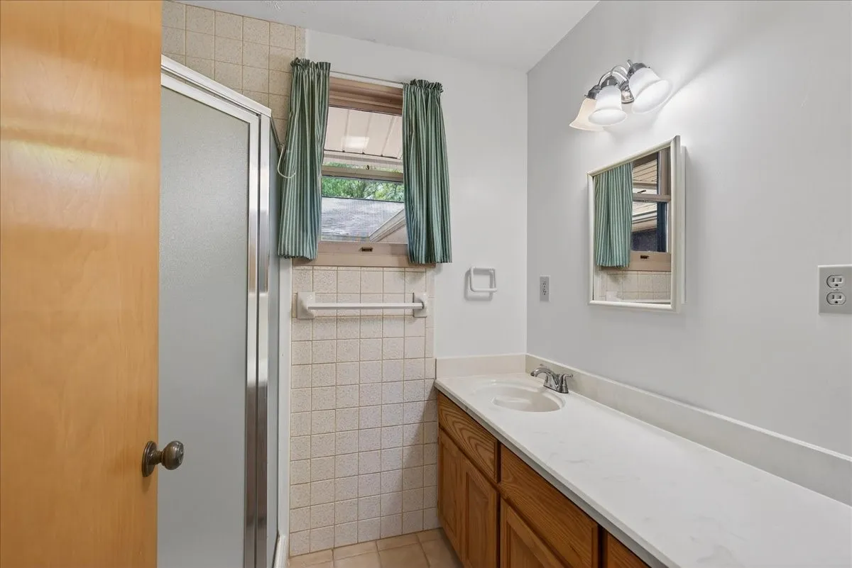 Bathroom in utility room