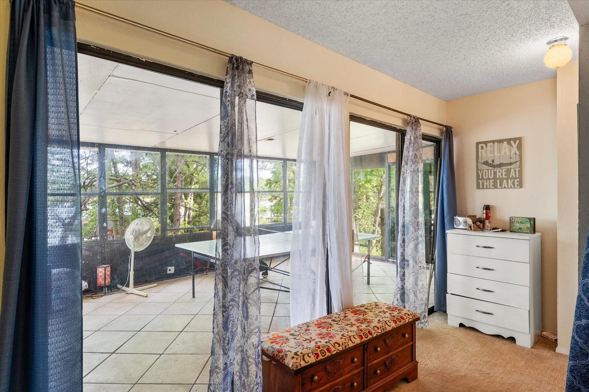 Single Family Residence For Sale in Franklin (TX) County , 405 Triple S Drive, Mount Vernon, Texas 75457, 6 Bedroom, 2 Bathroom, Garage spaces, 1,992 Sqft, built in 1980, mls#21228588, Real Estate Agent in Mount Vernon, Homes For Sale in Franklin (TX) county, Homes For Sale in Mount Vernon, Realtor in Mount Vernon Texas, Real Estate Brokerage Independent Realty Texas, Luminita Cordes Realtor