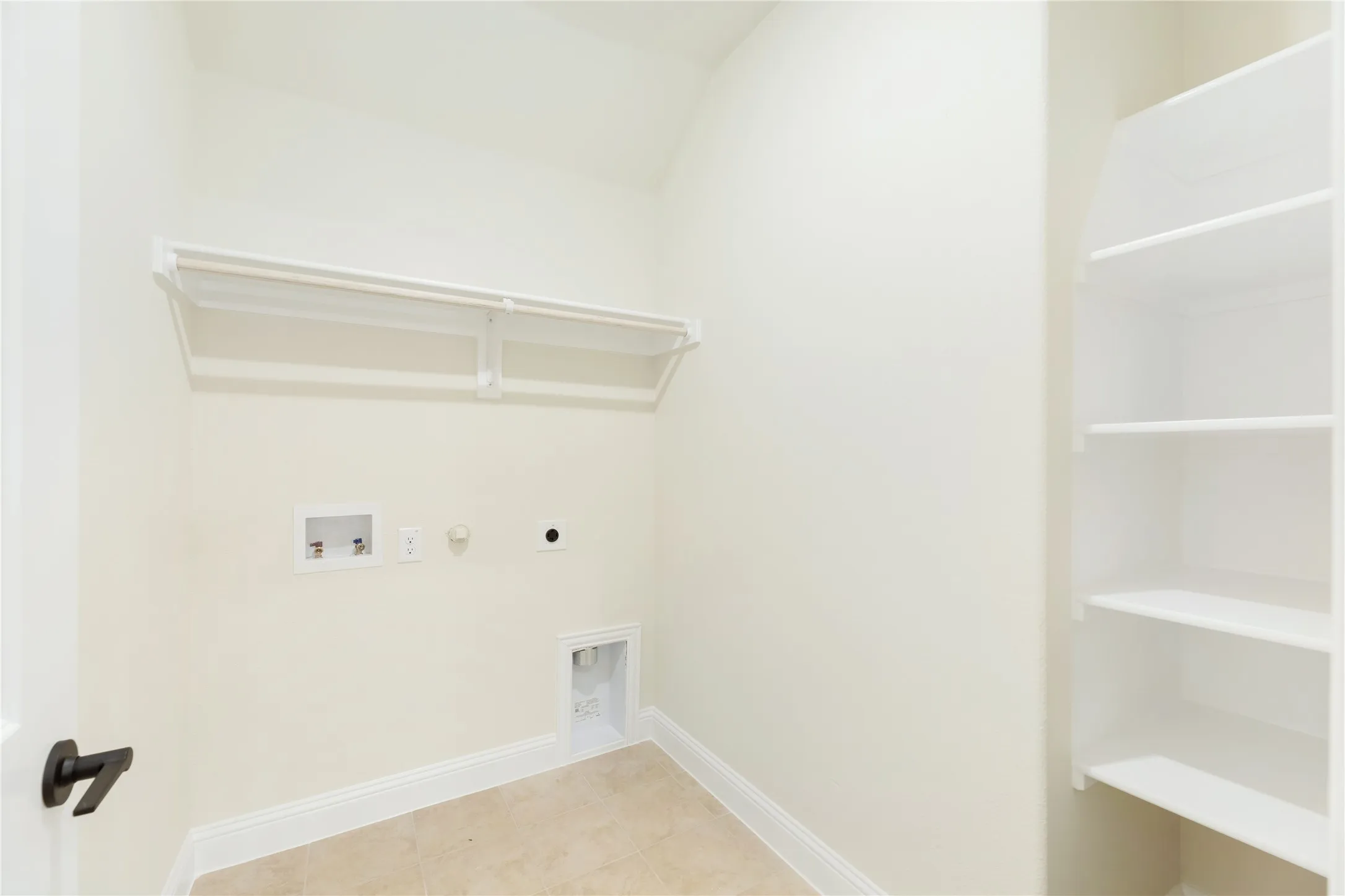 Single Family Residence For Sale in Denton County , 177 Creekside Drive, Sanger, Texas 76266, 4 Bedroom, 3 Bathroom, 2 Garage spaces, 3,285 Sqft, built in 2026, New Construction - Incomplete, mls#21227531, Real Estate Agent in Sanger, Homes For Sale in Denton county, Homes For Sale in Sanger, Realtor in Sanger Texas, Real Estate Brokerage Independent Realty Texas, Luminita Cordes Realtor