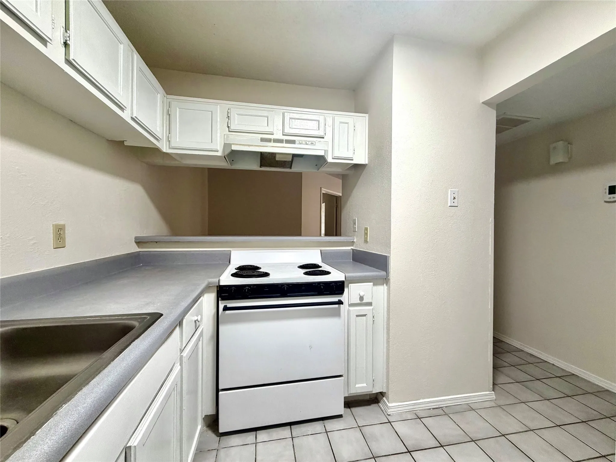 Condominium For Sale in Collin County , 18333 Roehampton Drive 624, Dallas, Texas 75252, 2 Bedroom, 1 Bathroom, Garage spaces, 737 Sqft, built in 1985, mls#21228438, Real Estate Agent in Dallas, Homes For Sale in Collin county, Homes For Sale in Dallas, Realtor in Dallas Texas, Real Estate Brokerage Independent Realty Texas, Luminita Cordes Realtor