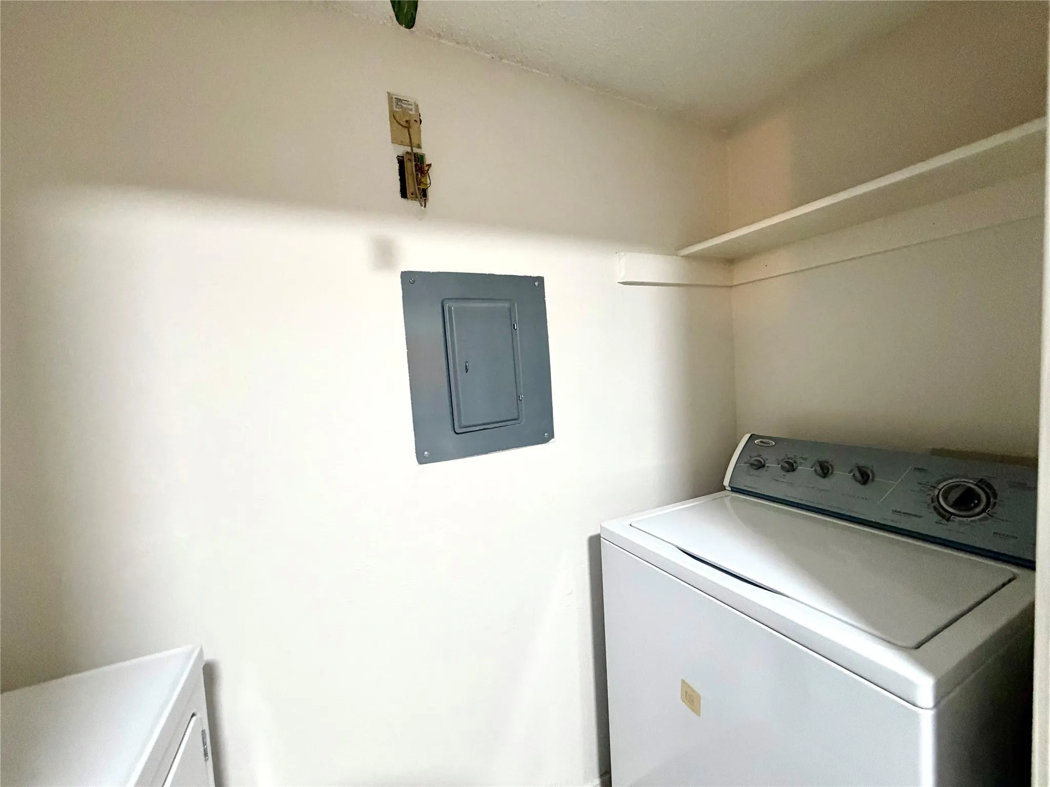 Condominium For Sale in Collin County , 18333 Roehampton Drive 624, Dallas, Texas 75252, 2 Bedroom, 1 Bathroom, Garage spaces, 737 Sqft, built in 1985, mls#21228438, Real Estate Agent in Dallas, Homes For Sale in Collin county, Homes For Sale in Dallas, Realtor in Dallas Texas, Real Estate Brokerage Independent Realty Texas, Luminita Cordes Realtor