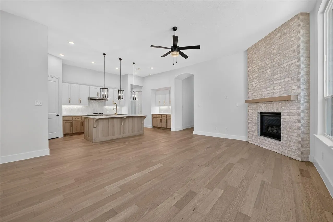 Single Family Residence For Sale in Denton County , 4018 Windy Point Road, Oak Point, Texas 75068, 4 Bedroom, 3 Bathroom, 2 Garage spaces, 2,485 Sqft, built in 2026, New Construction - Incomplete, mls#21228612, Real Estate Agent in Oak Point, Homes For Sale in Denton county, Homes For Sale in Oak Point, Realtor in Oak Point Texas, Real Estate Brokerage Independent Realty Texas, Luminita Cordes Realtor