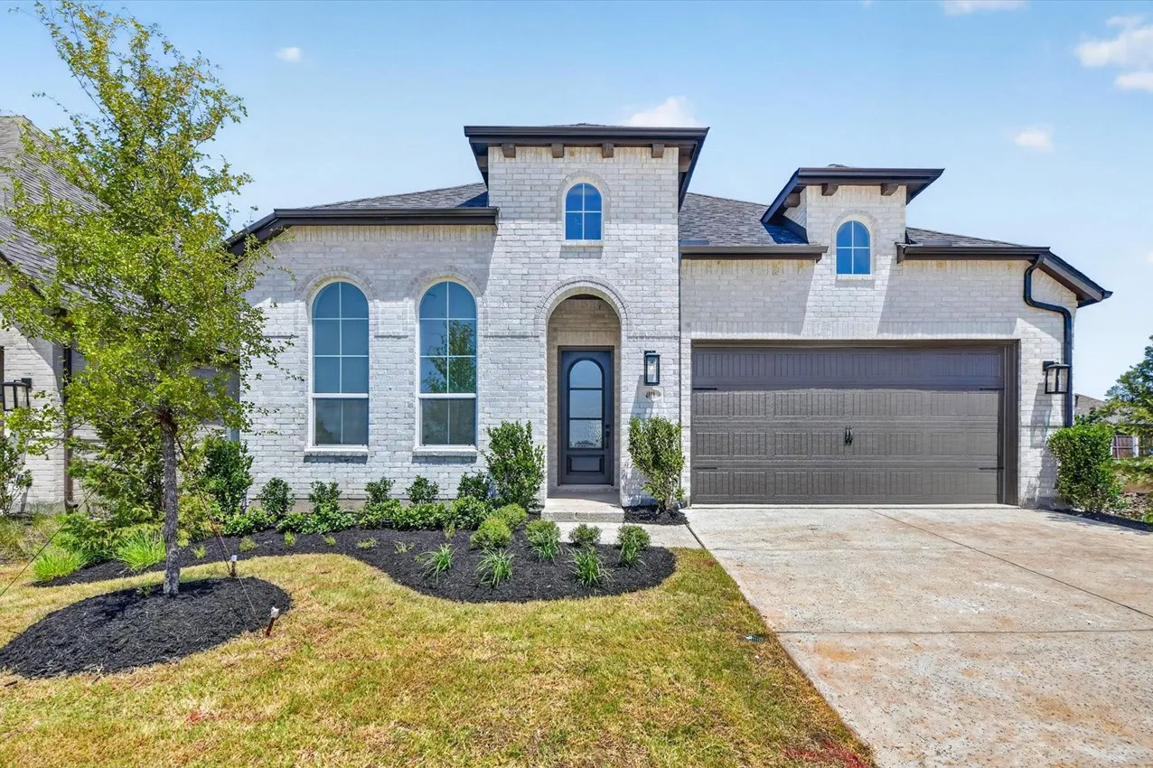 Single Family Residence For Sale in Denton County , 4018 Windy Point Road, Oak Point, Texas 75068, 4 Bedroom, 3 Bathroom, 2 Garage spaces, 2,485 Sqft, built in 2026, New Construction - Incomplete, mls#21228612, Real Estate Agent in Oak Point, Homes For Sale in Denton county, Homes For Sale in Oak Point, Realtor in Oak Point Texas, Real Estate Brokerage Independent Realty Texas, Luminita Cordes Realtor